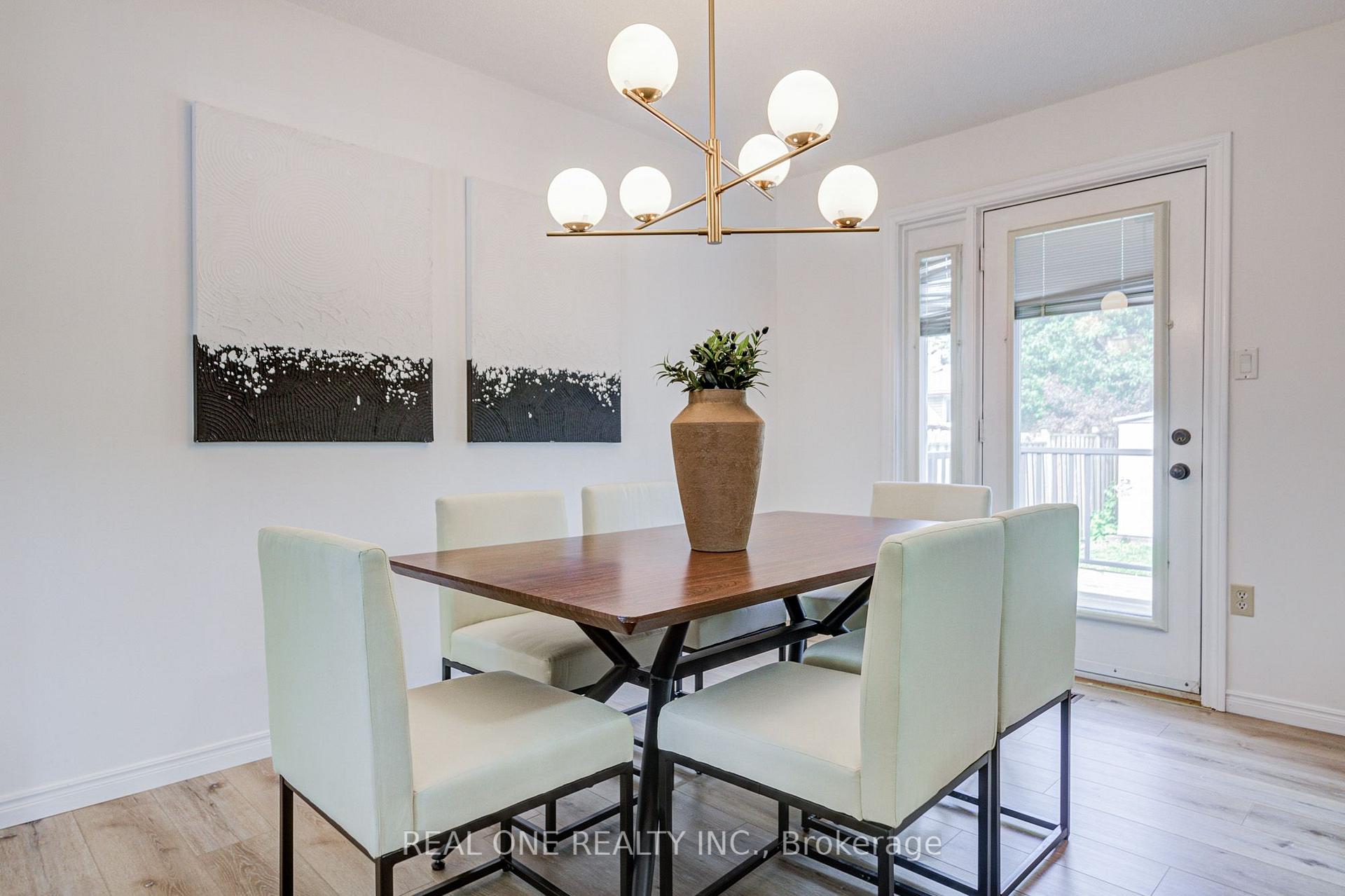 Photo 8 of 232 Clifton Downs Road, Hamilton, Gilbert — HOMEH