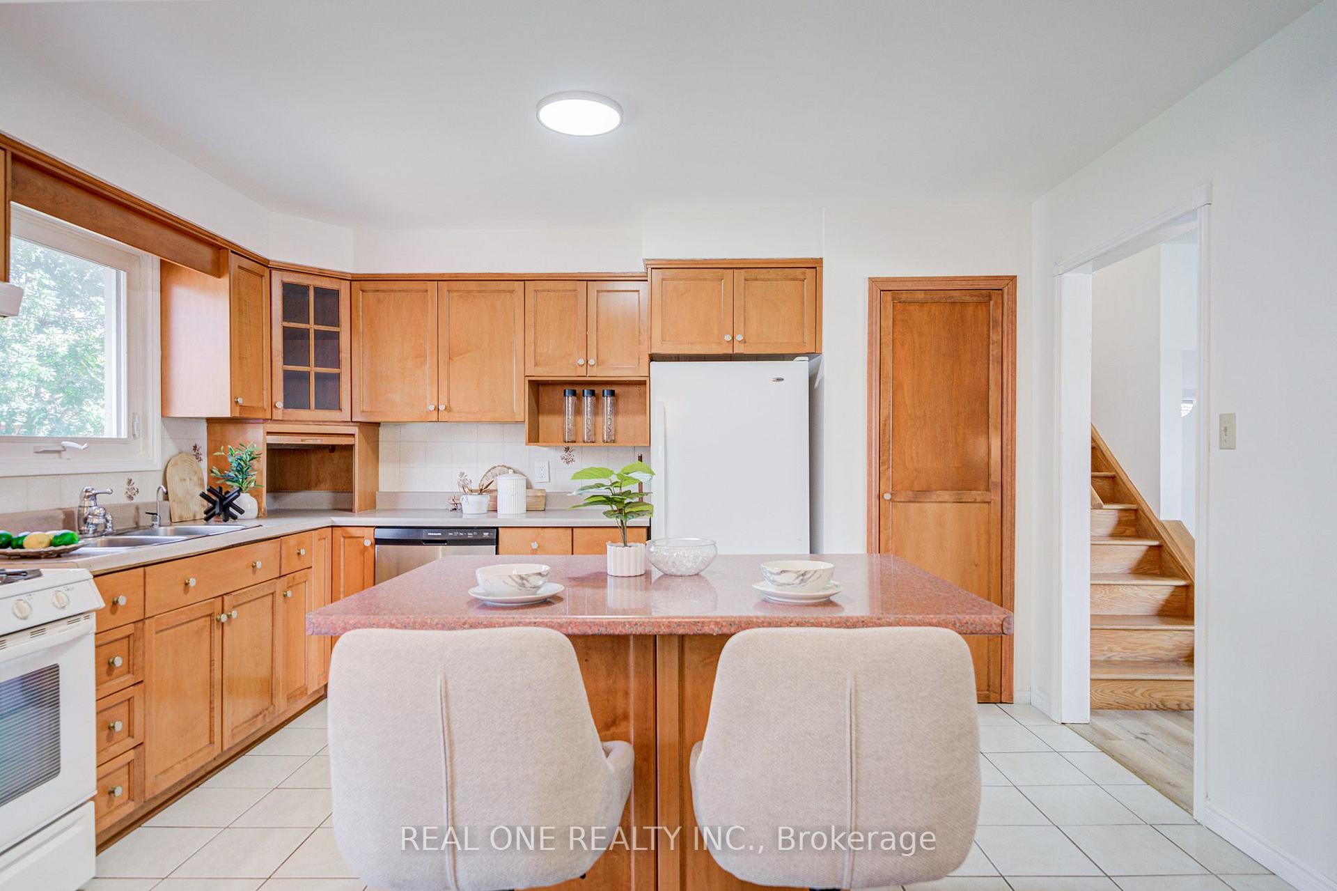Photo 13 of 232 Clifton Downs Road, Hamilton, Gilbert — HOMEH