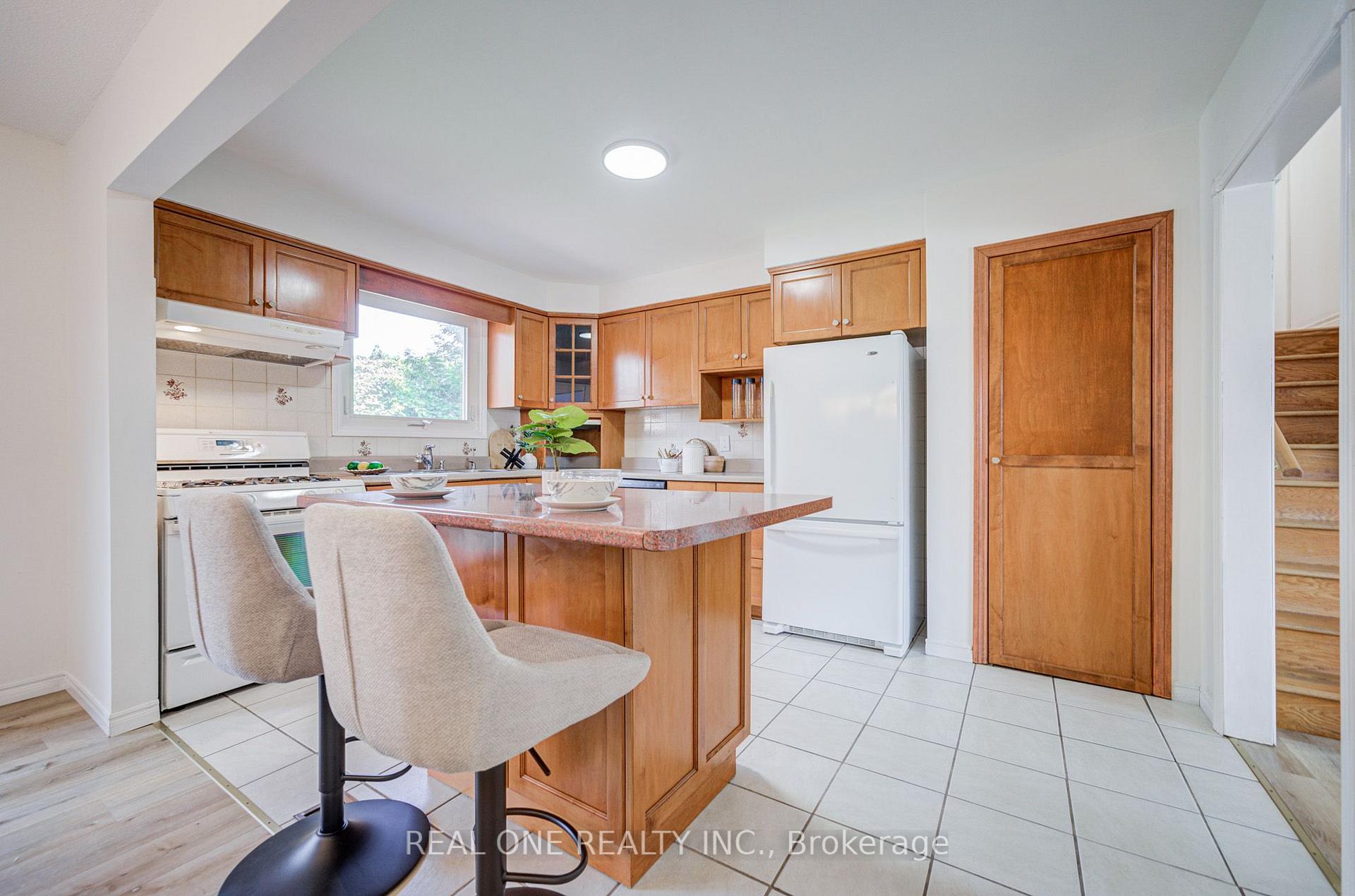 Photo 14 of 232 Clifton Downs Road, Hamilton, Gilbert — HOMEH