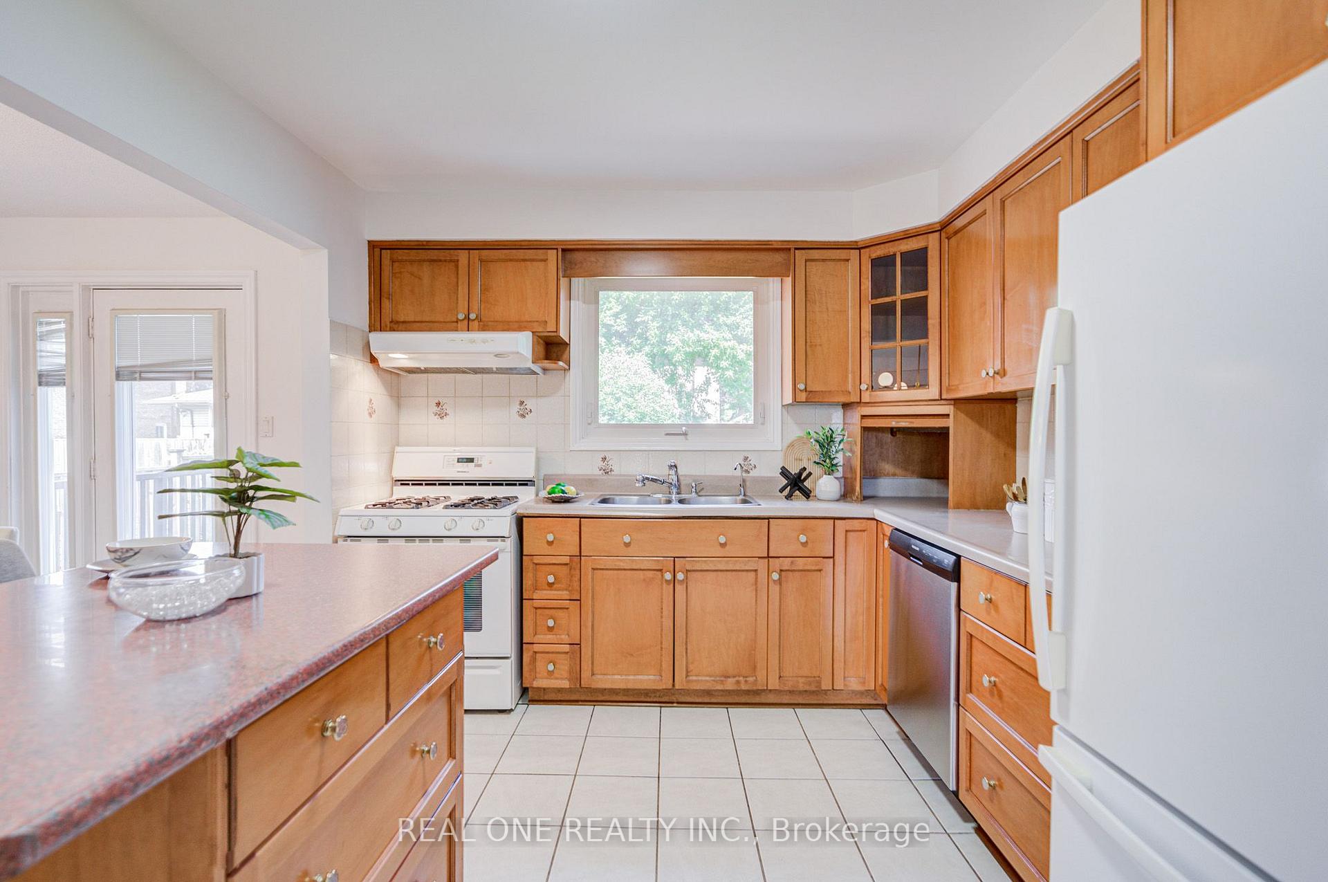 Photo 17 of 232 Clifton Downs Road, Hamilton, Gilbert — HOMEH
