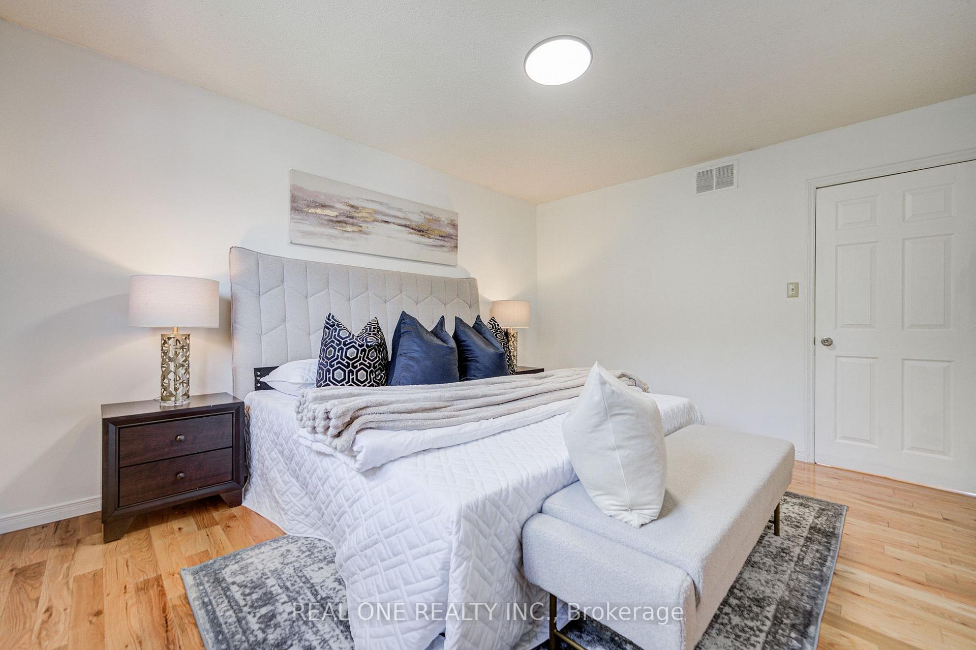 Photo 24 of 232 Clifton Downs Road, Hamilton, Gilbert — HOMEH