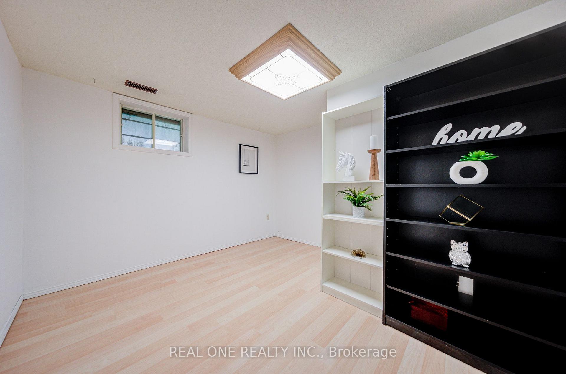 Photo 35 of 232 Clifton Downs Road, Hamilton, Gilbert — HOMEH