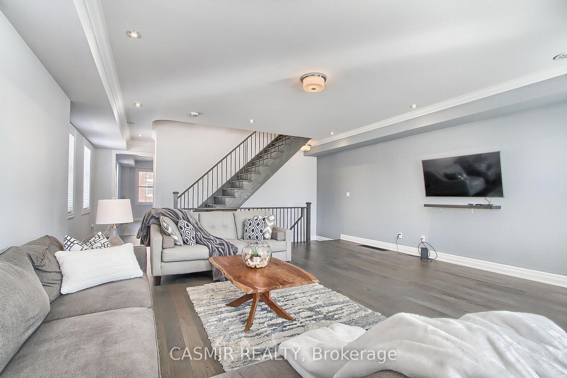 Photo 8 of 9873 Keele Street, Vaughan, Maple — HOMEH