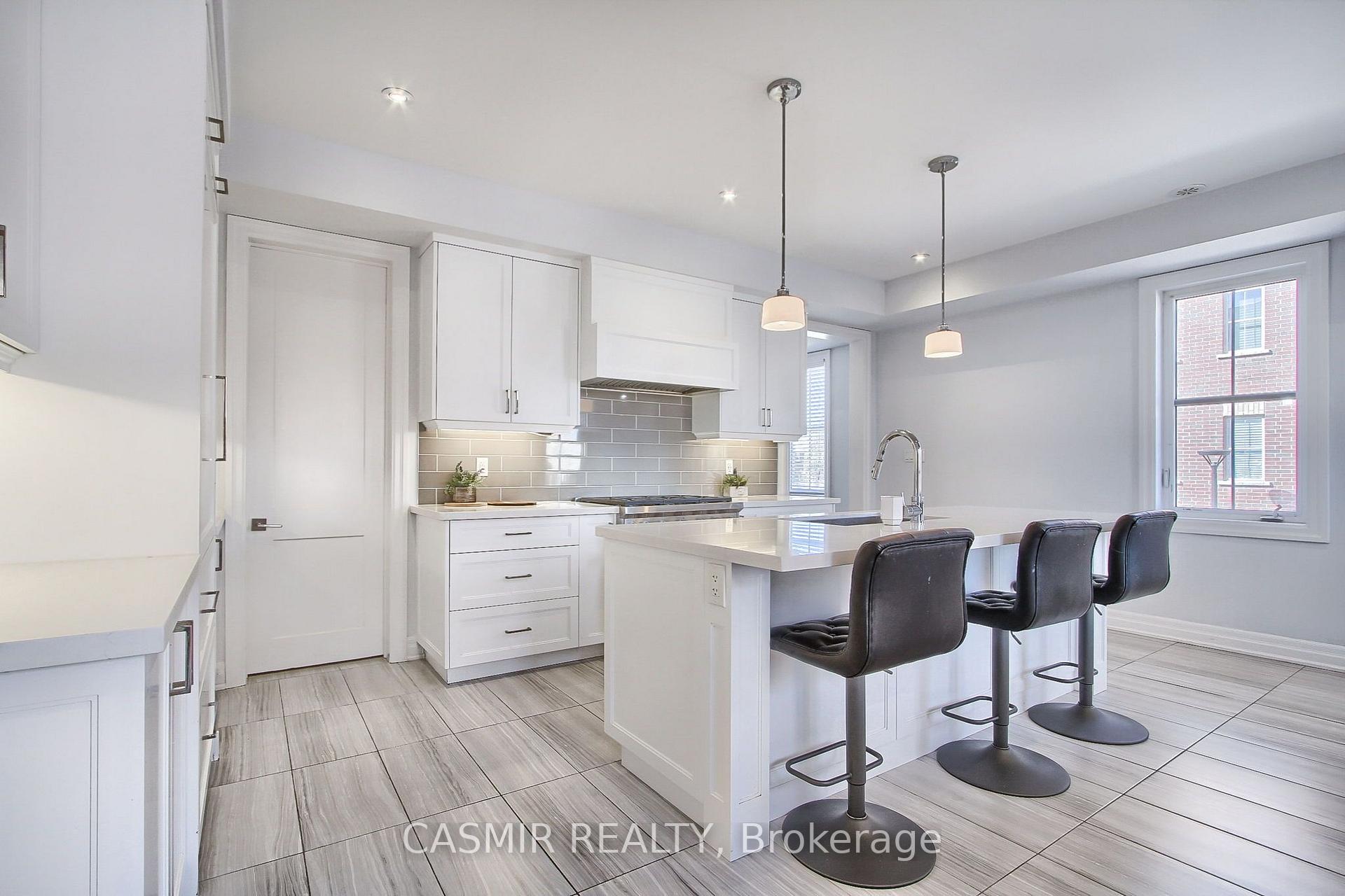 Photo 11 of 9873 Keele Street, Vaughan, Maple — HOMEH