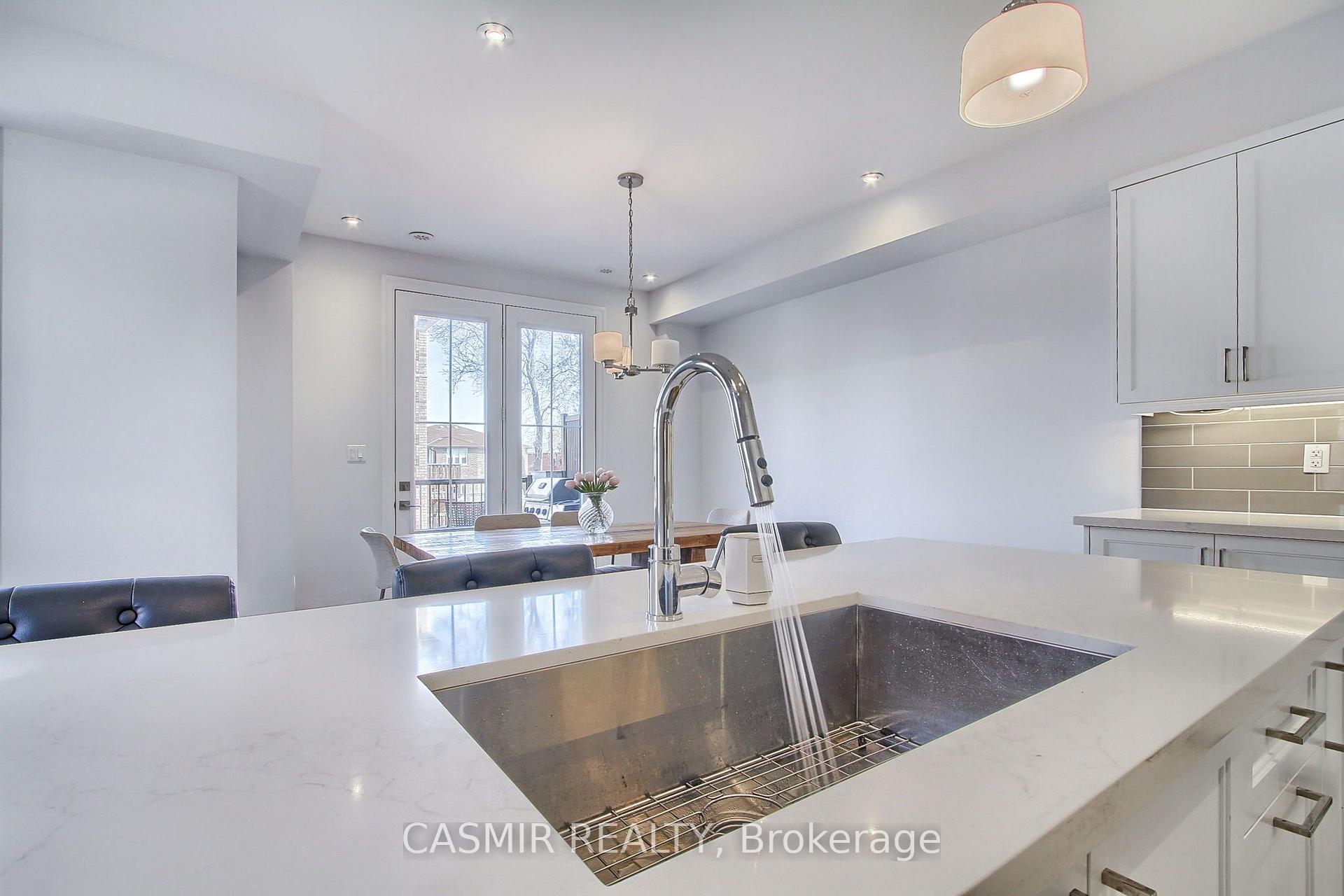 Photo 17 of 9873 Keele Street, Vaughan, Maple — HOMEH