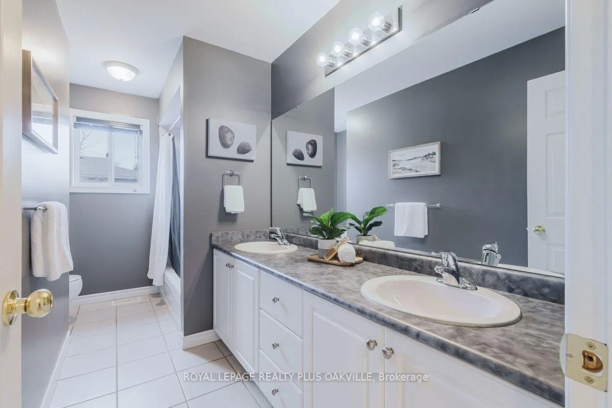Photo 26 of 16 Grayrocks Avenue, Hamilton, Broughton — HOMEH