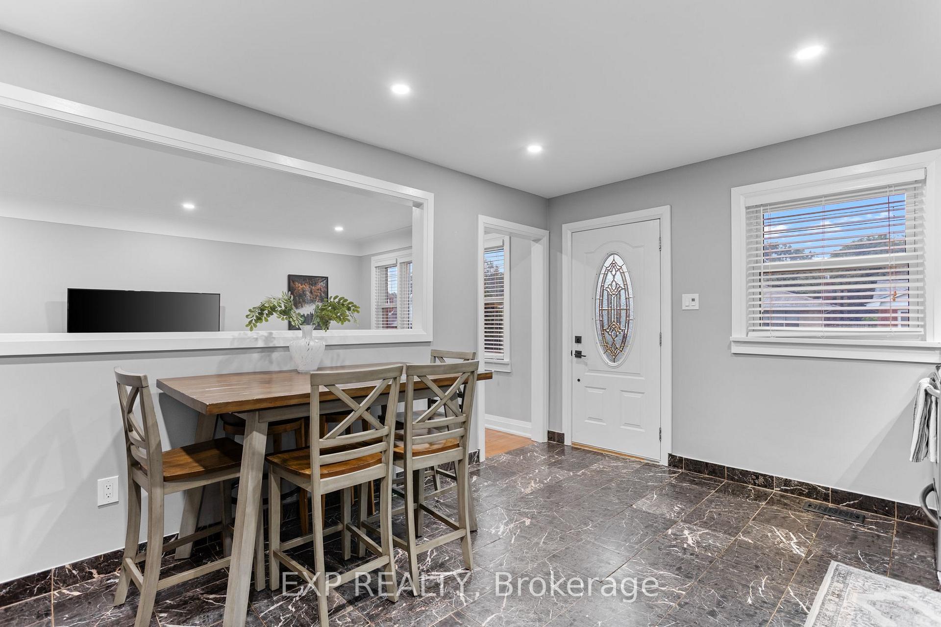 Photo 3 of 62 Randall Avenue, Hamilton, Stoney Creek — HOMEH