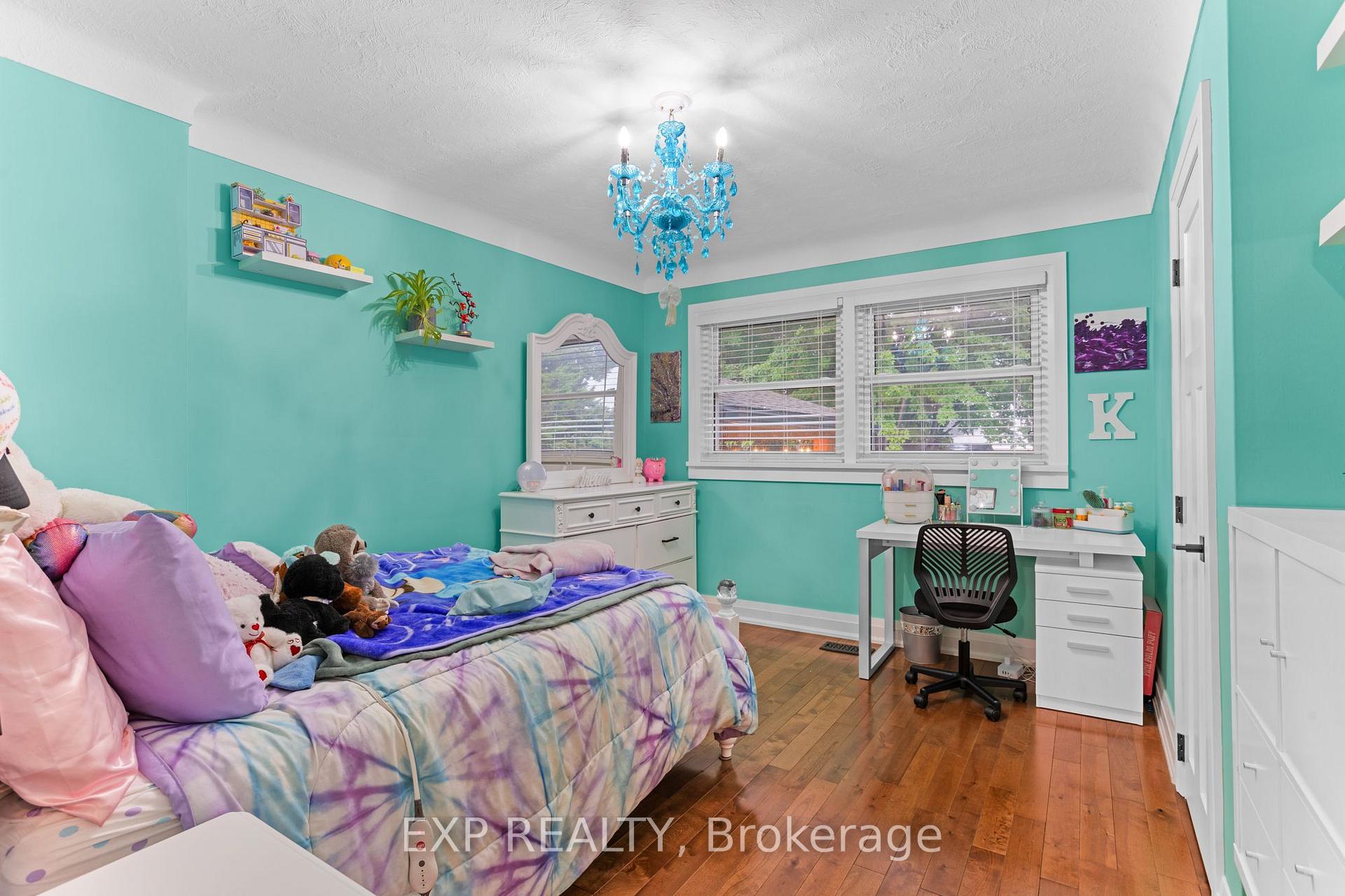Photo 14 of 62 Randall Avenue, Hamilton, Stoney Creek — HOMEH