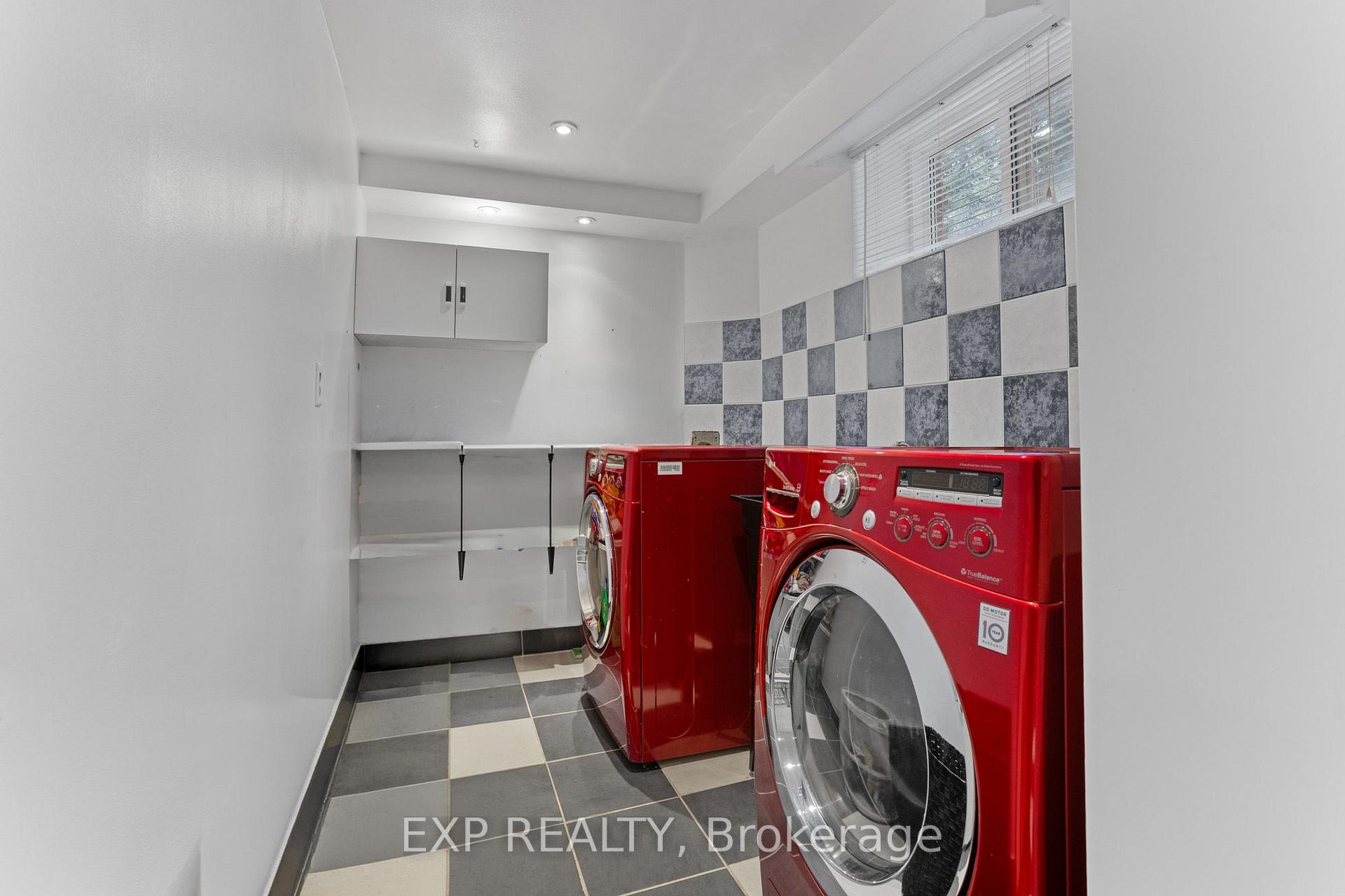 Photo 21 of 62 Randall Avenue, Hamilton, Stoney Creek — HOMEH