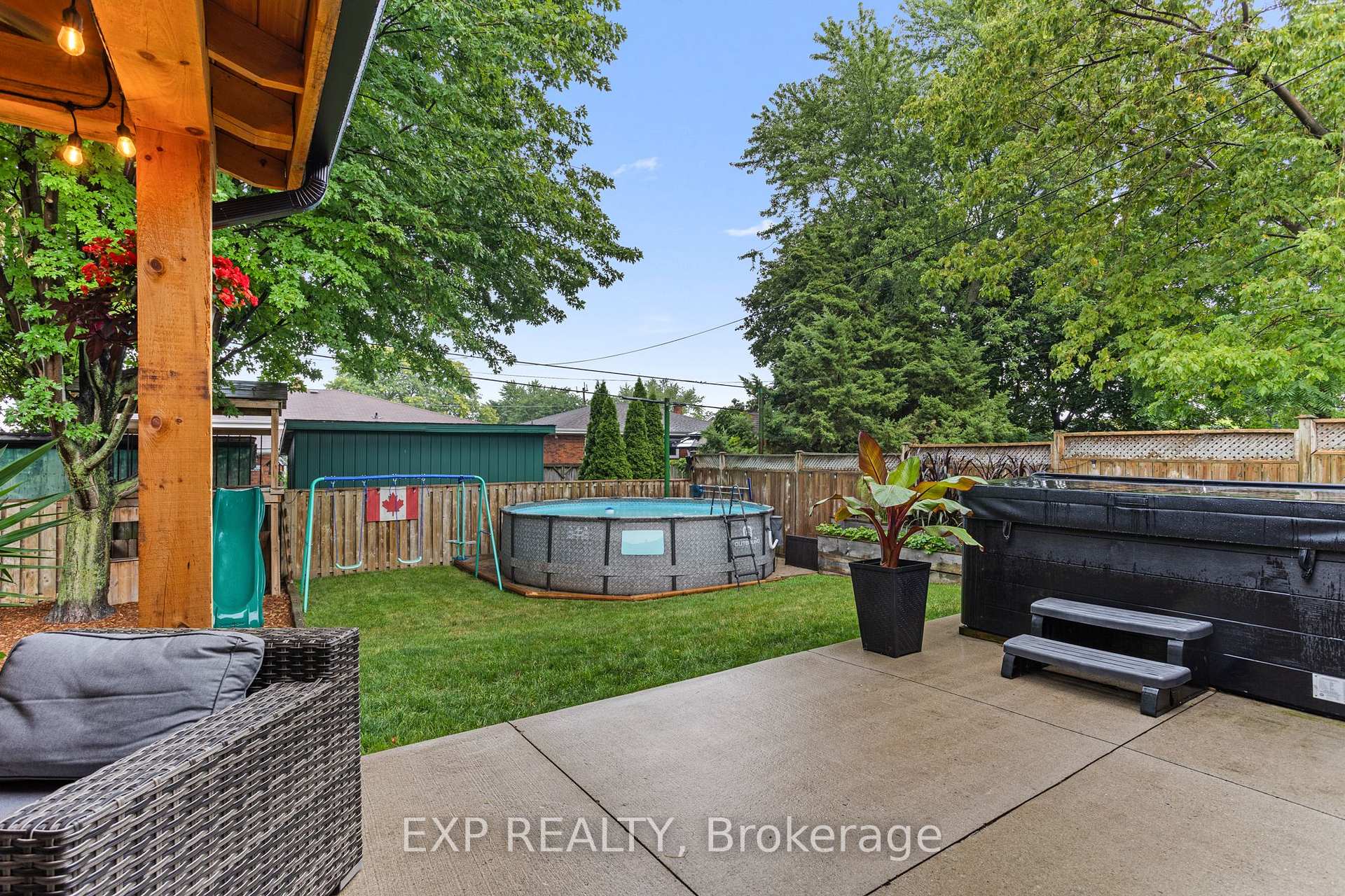 Photo 25 of 62 Randall Avenue, Hamilton, Stoney Creek — HOMEH