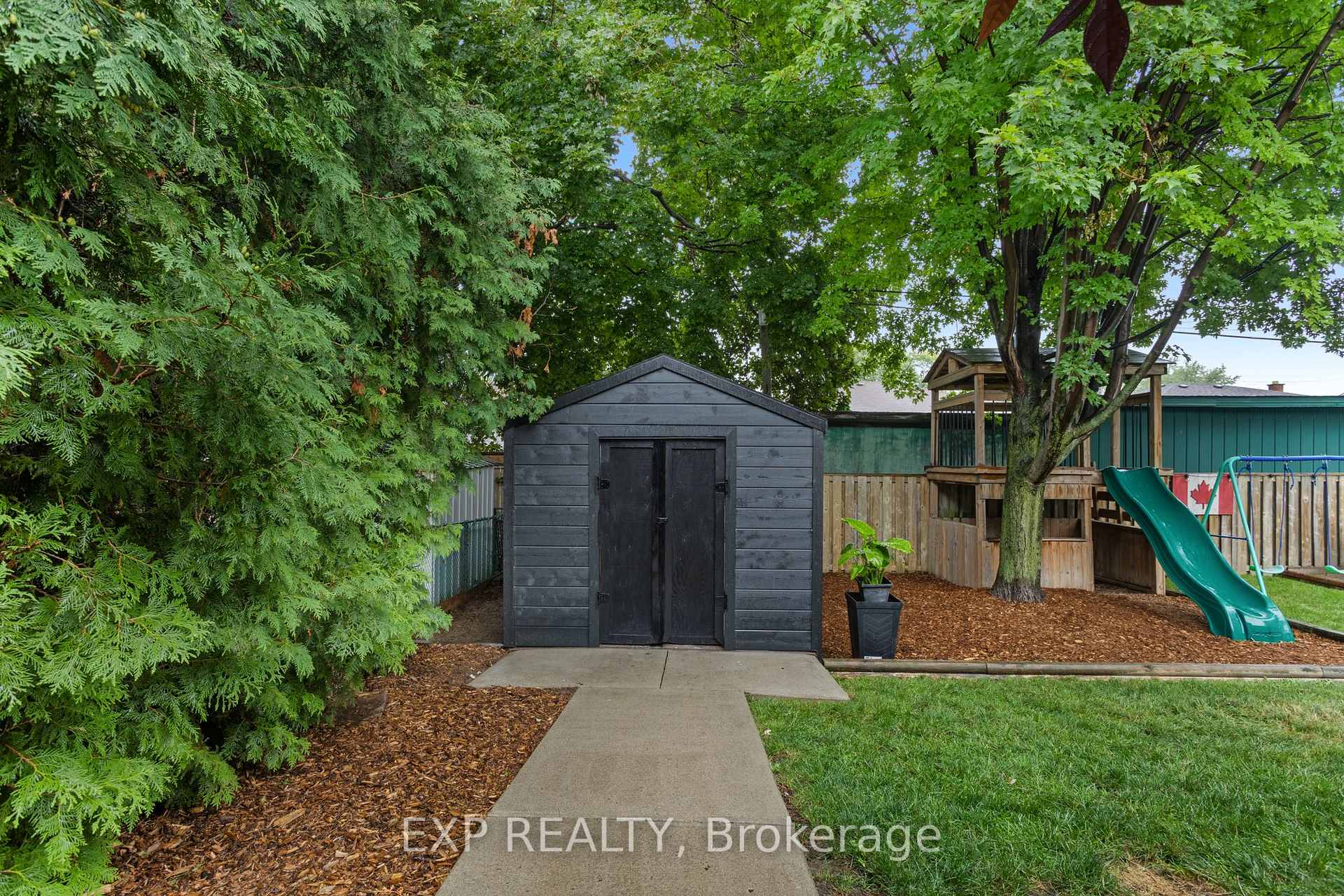 Photo 26 of 62 Randall Avenue, Hamilton, Stoney Creek — HOMEH