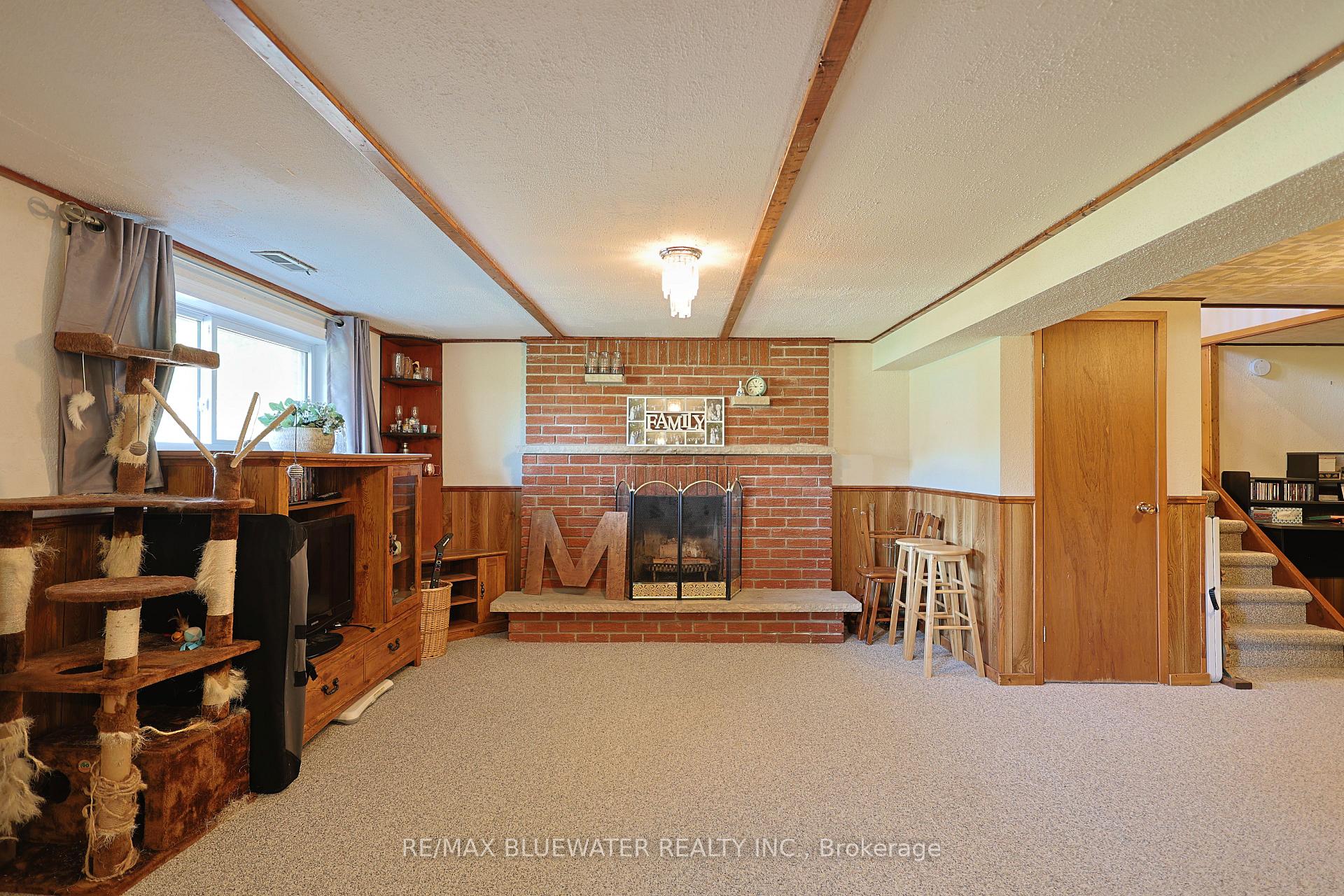 Photo 38 of 290 Anna Street, North Middlesex, Parkhill — HOMEH