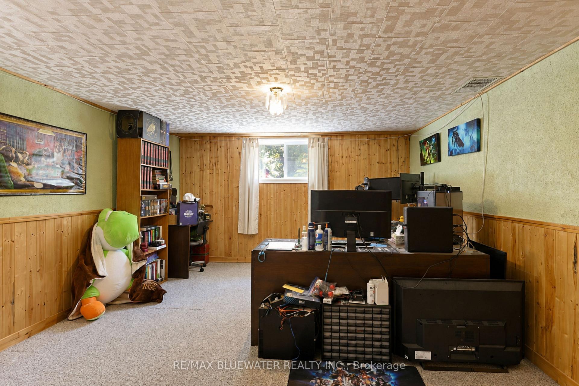 Photo 41 of 290 Anna Street, North Middlesex, Parkhill — HOMEH