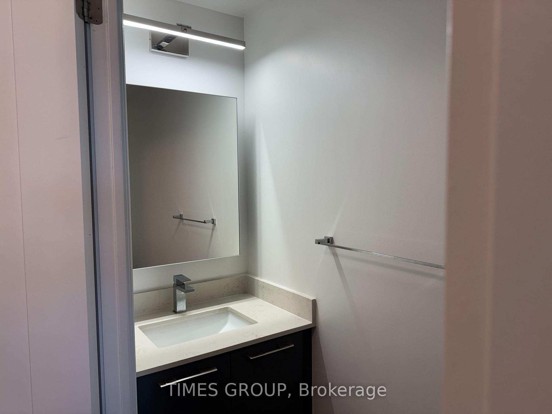 Photo 4 of Unit 1211, 8 Water Walk Drive, Markham, Unionville — HOMEH