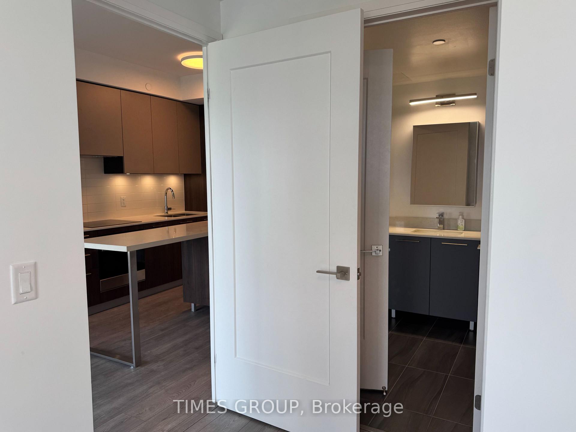 Photo 8 of Unit 1211, 8 Water Walk Drive, Markham, Unionville — HOMEH