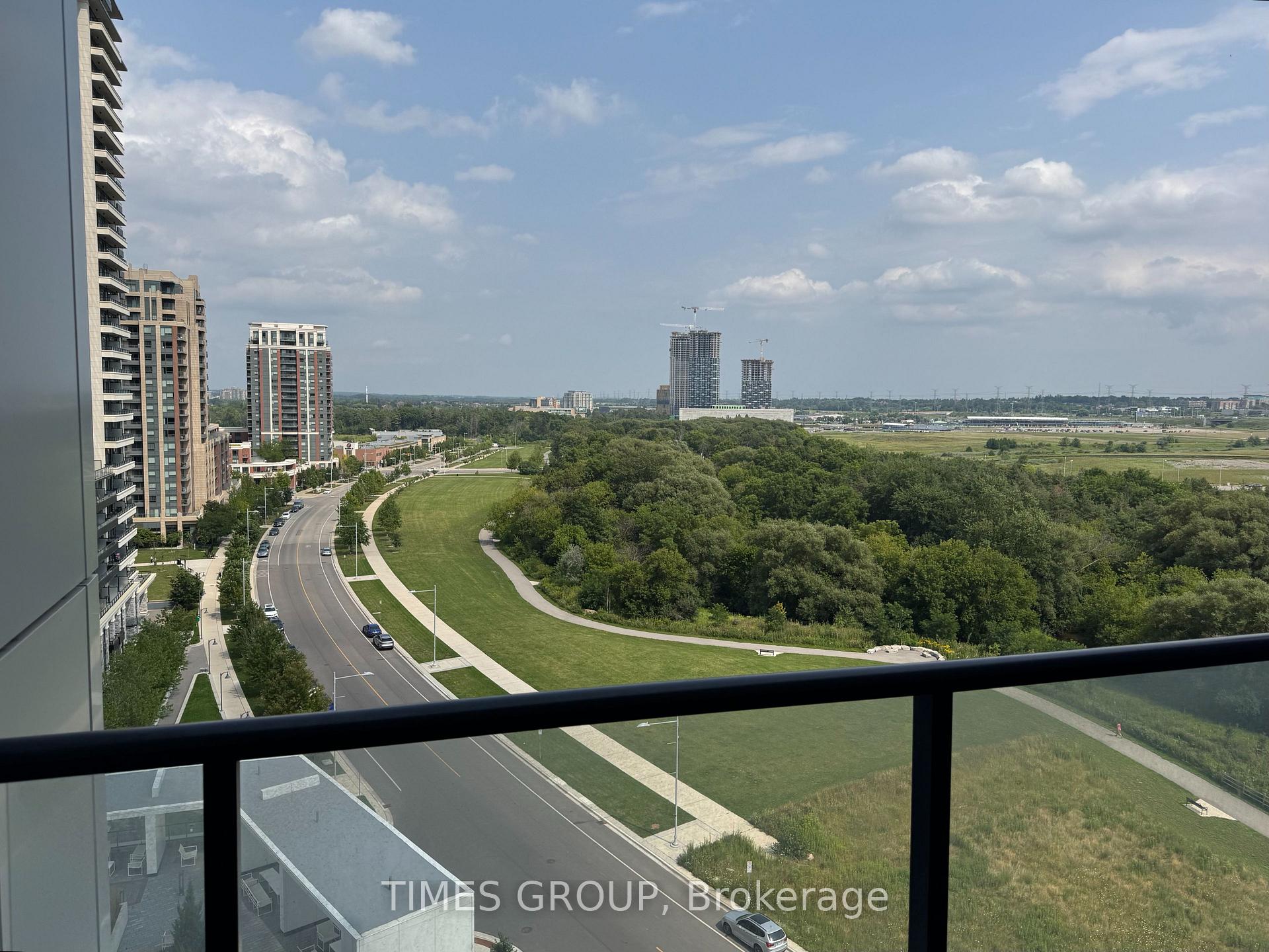 Photo 12 of Unit 1211, 8 Water Walk Drive, Markham, Unionville — HOMEH