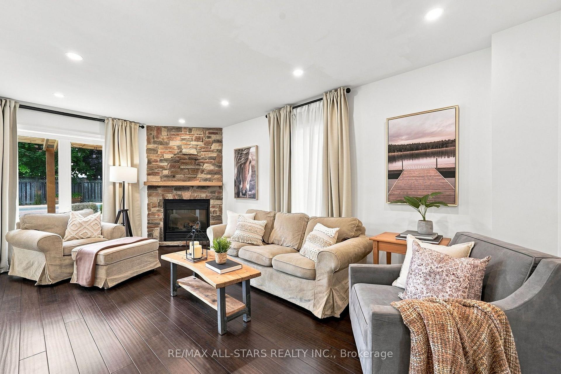 Photo 11 of 73 Russell Barton Lane, Uxbridge — HOMEH