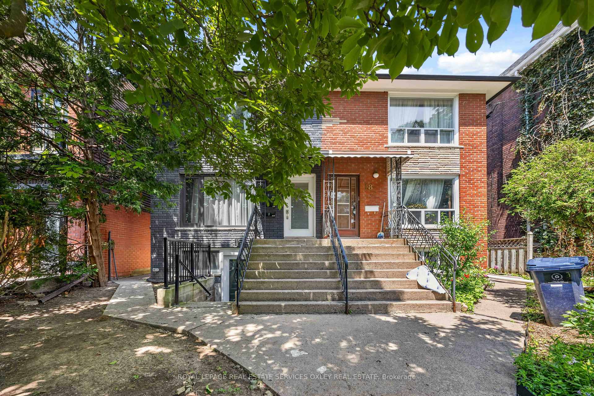 Photo 4 of Unit Main, 20 Alcina Avenue, Toronto, Wychwood — HOMEH