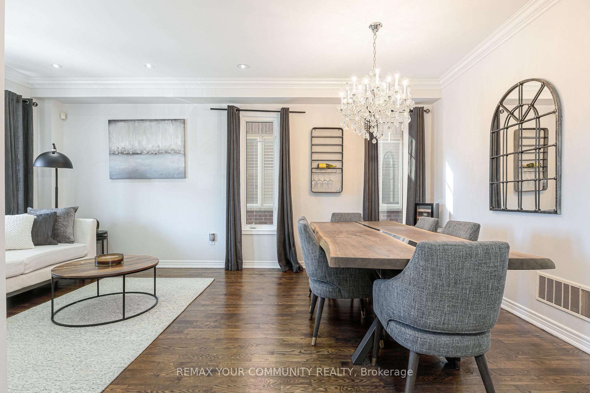 Photo 6 of 47 Vandervoort Drive, Richmond Hill, Jefferson — HOMEH