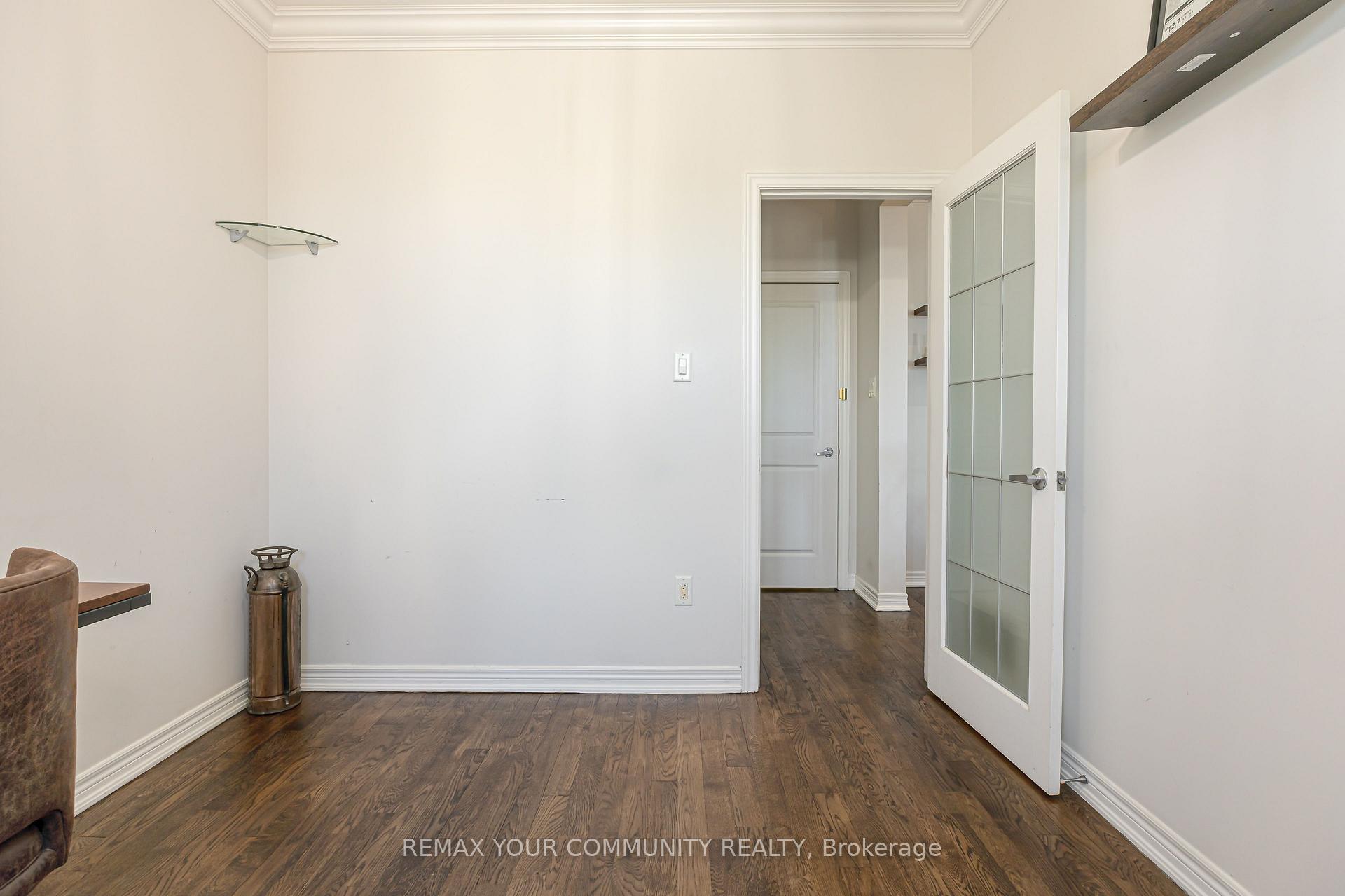 Photo 16 of 47 Vandervoort Drive, Richmond Hill, Jefferson — HOMEH