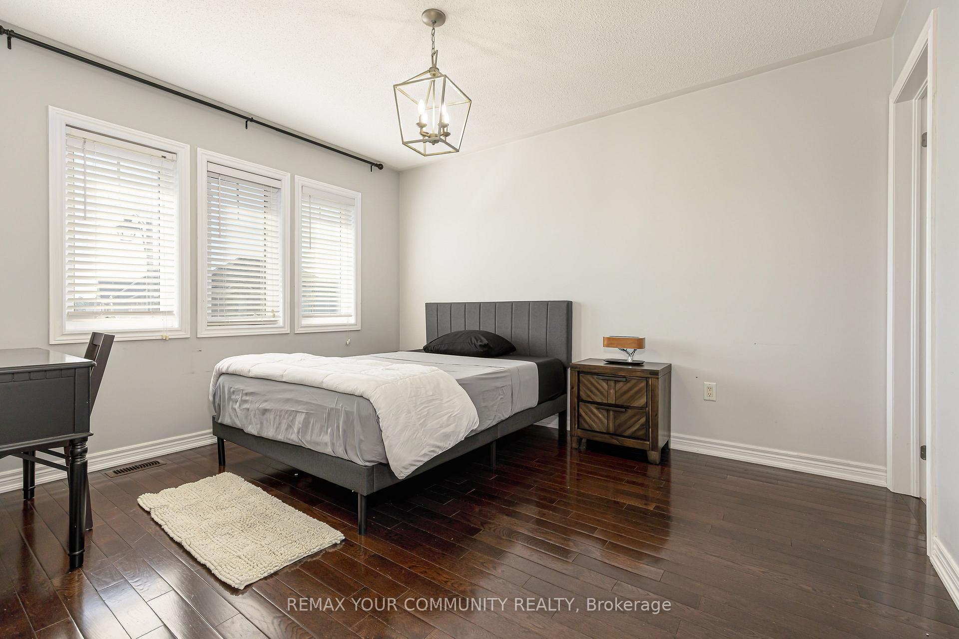 Photo 26 of 47 Vandervoort Drive, Richmond Hill, Jefferson — HOMEH