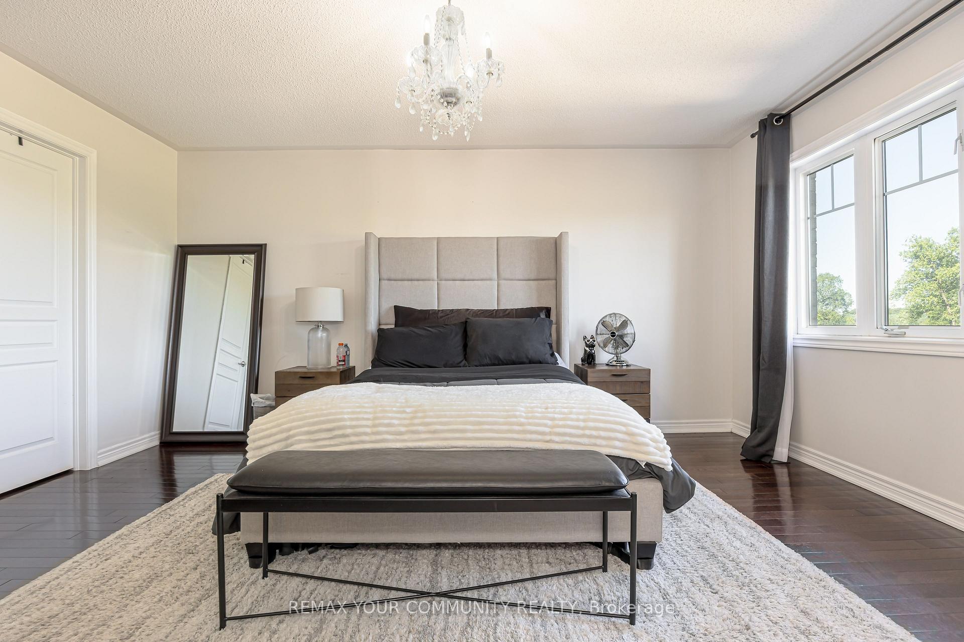 Photo 34 of 47 Vandervoort Drive, Richmond Hill, Jefferson — HOMEH