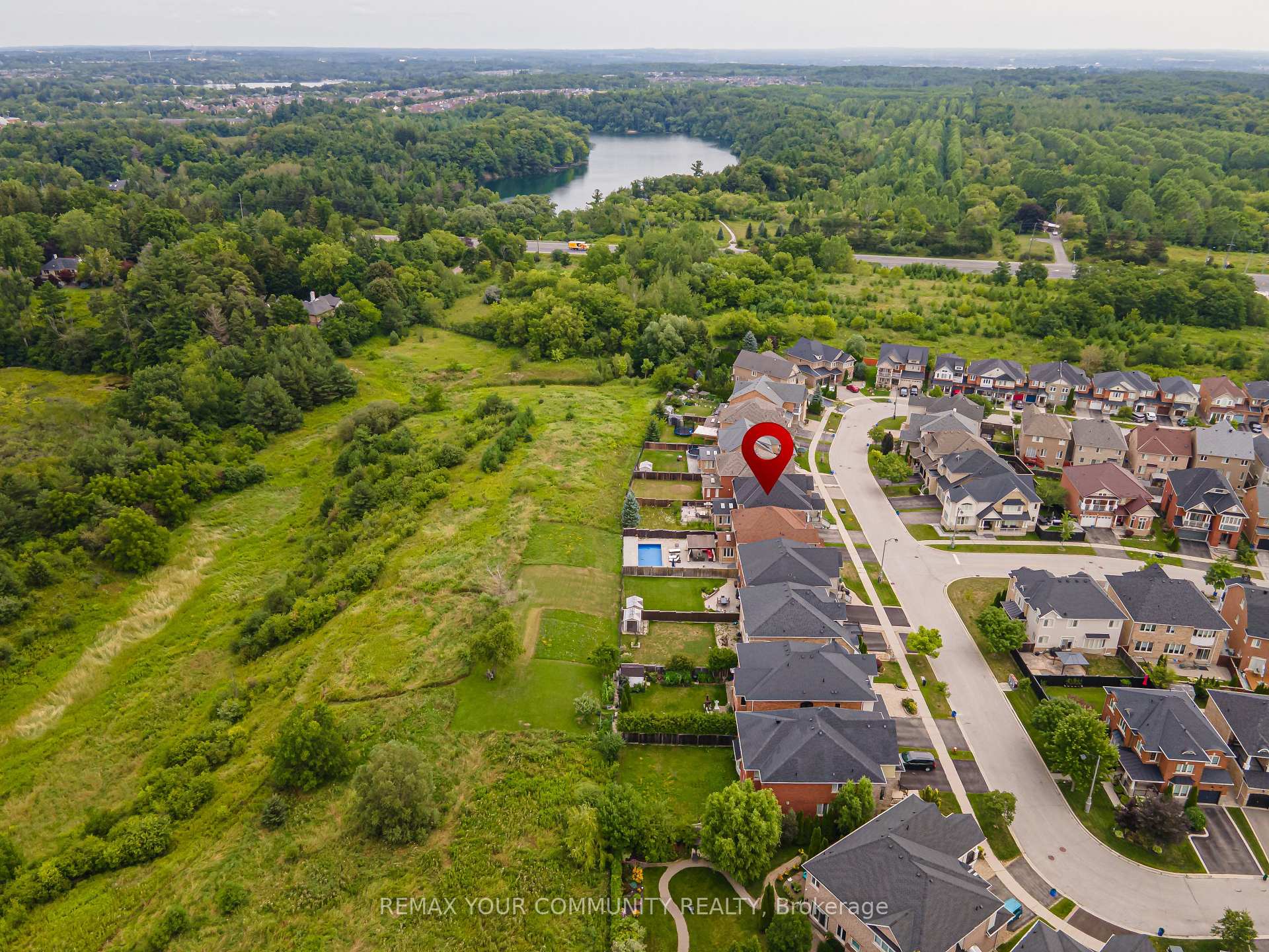 Photo 47 of 47 Vandervoort Drive, Richmond Hill, Jefferson — HOMEH