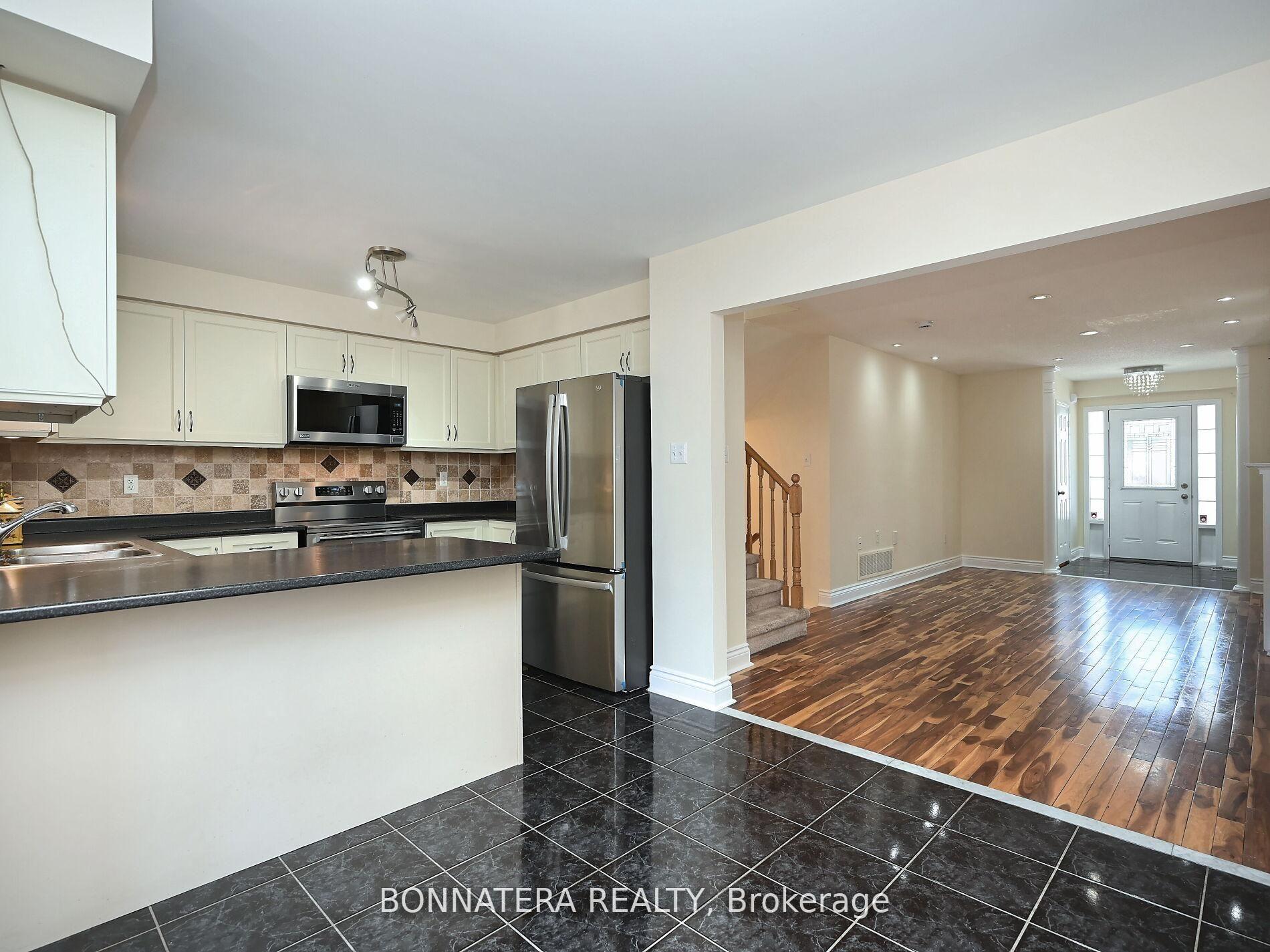Photo 10 of 409 Hobbs Crescent, Milton, Clarke — HOMEH