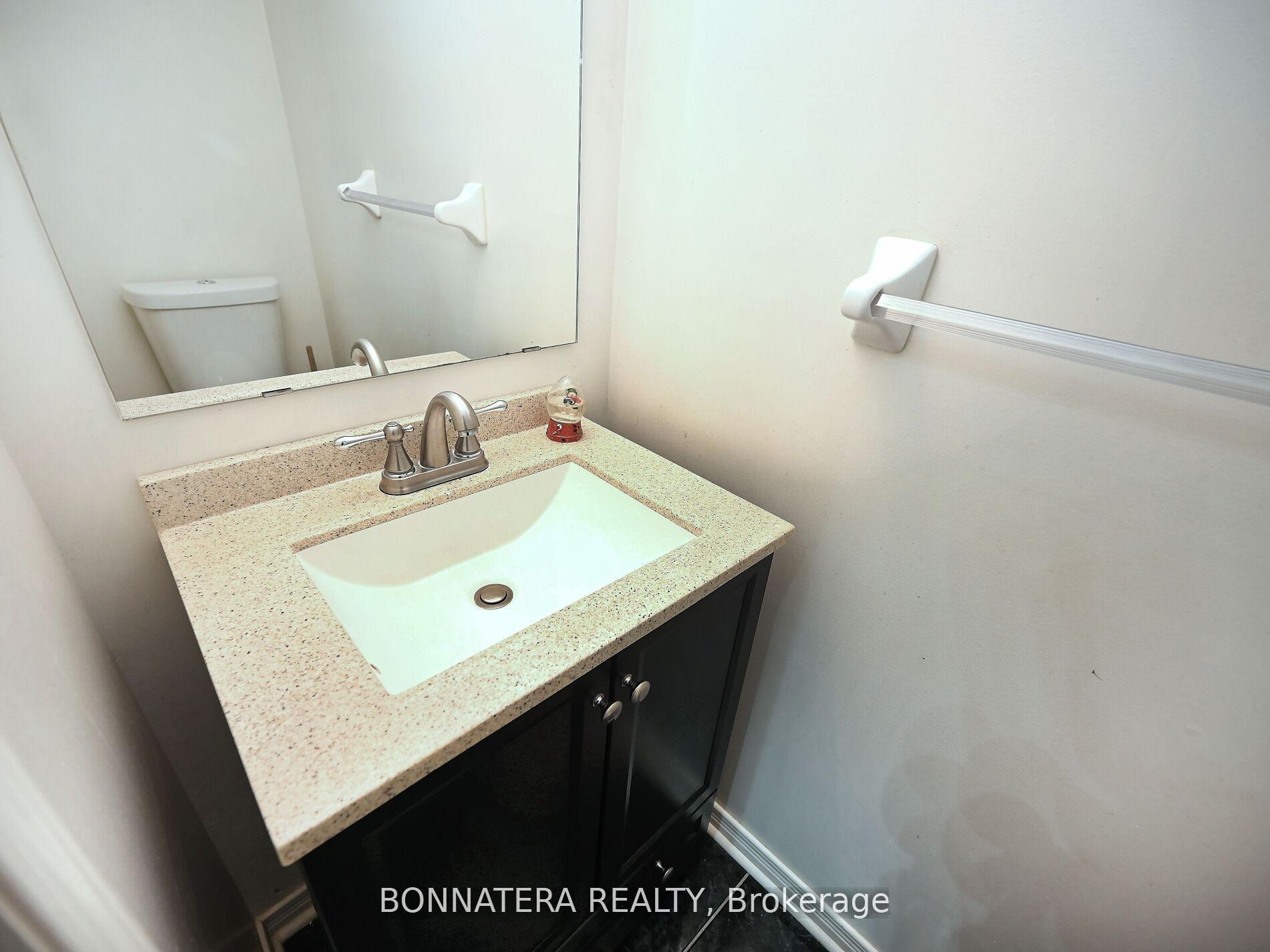 Photo 17 of 409 Hobbs Crescent, Milton, Clarke — HOMEH