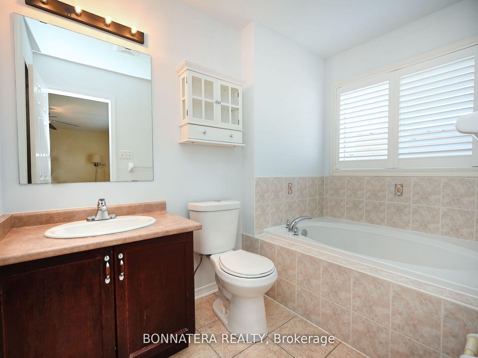 Photo 22 of 409 Hobbs Crescent, Milton, Clarke — HOMEH