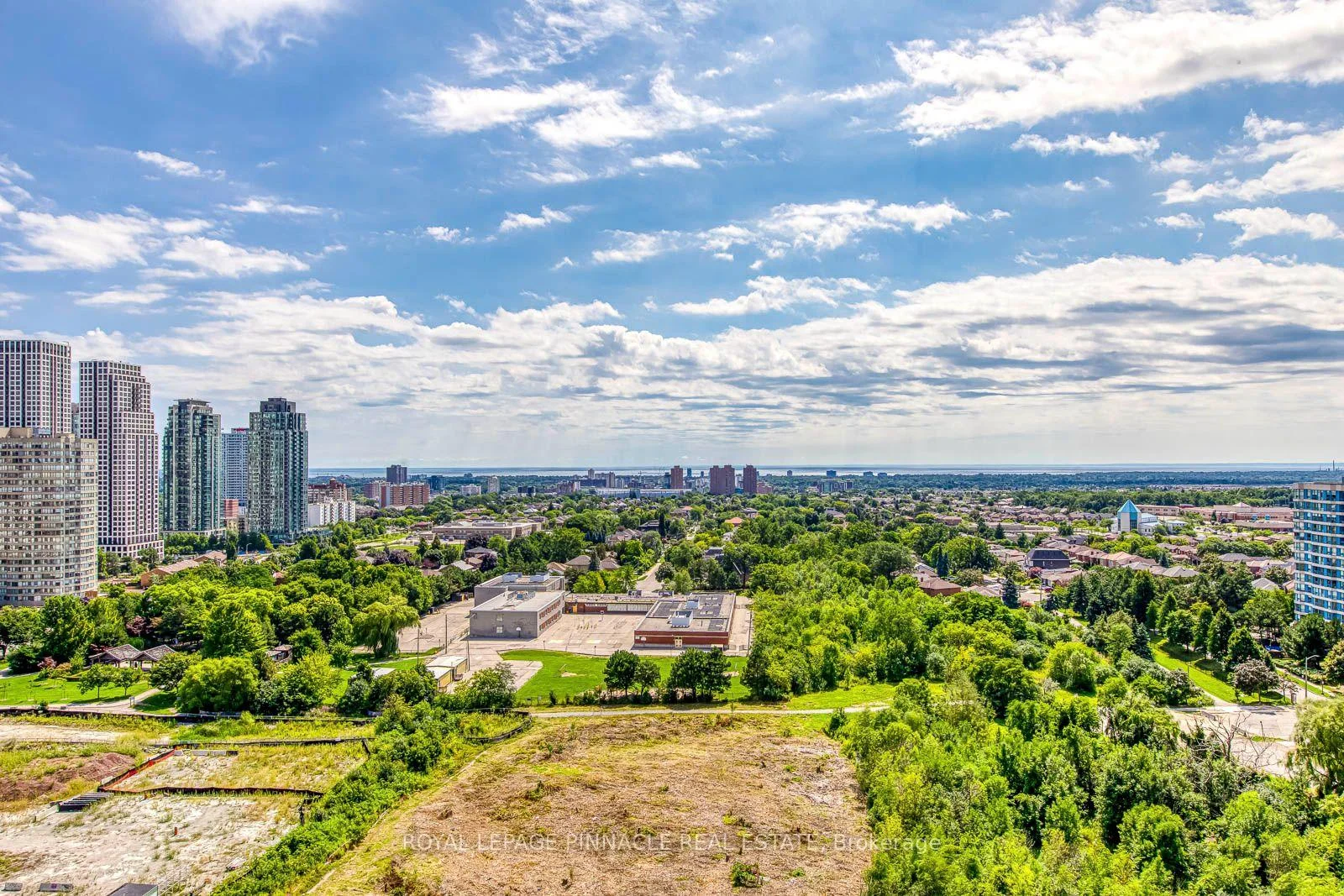 Photo 24 of Unit 1504, 4015 The Exchange Road, Mississauga, City Centre — HOMEH