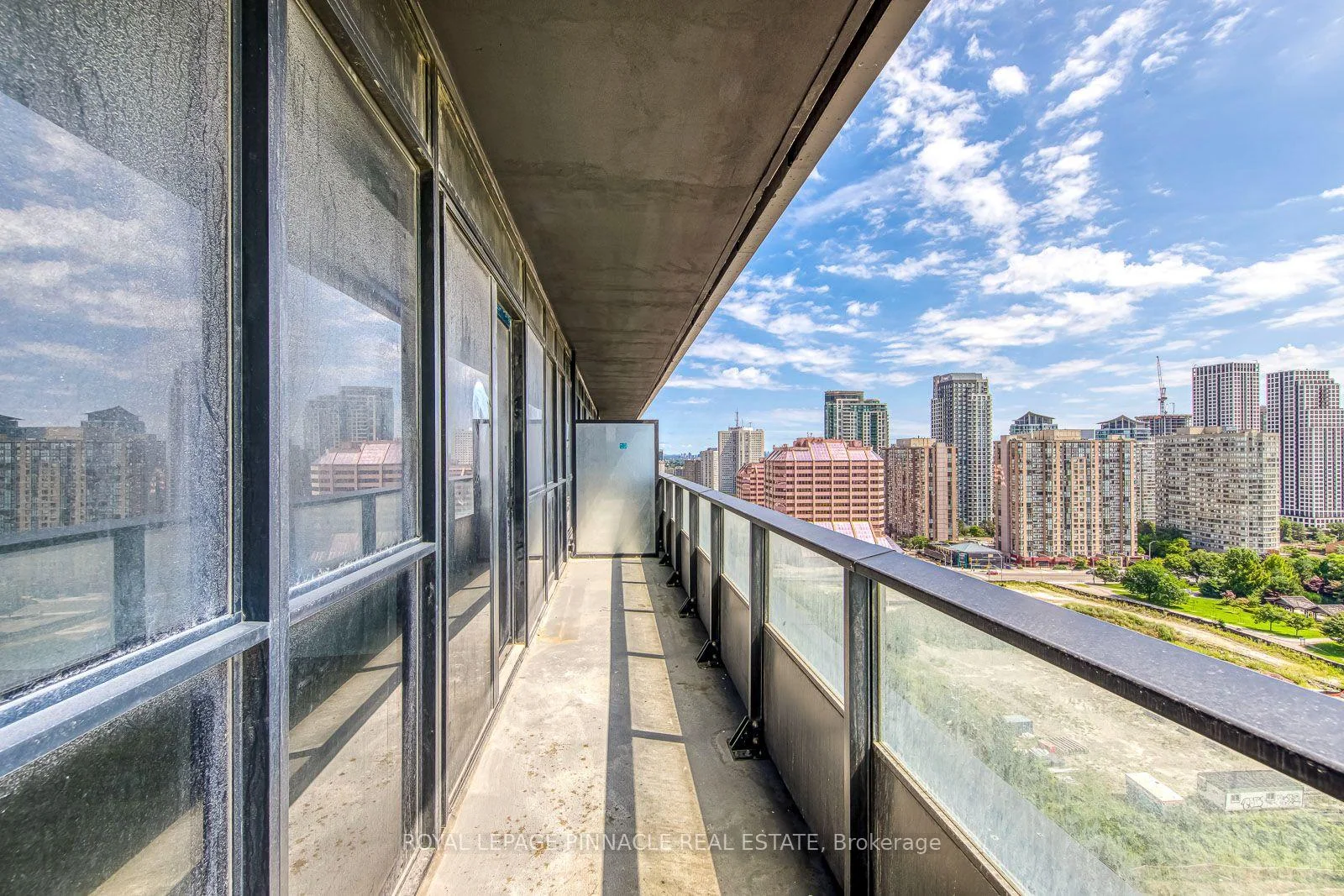 Photo 26 of Unit 1504, 4015 The Exchange Road, Mississauga, City Centre — HOMEH
