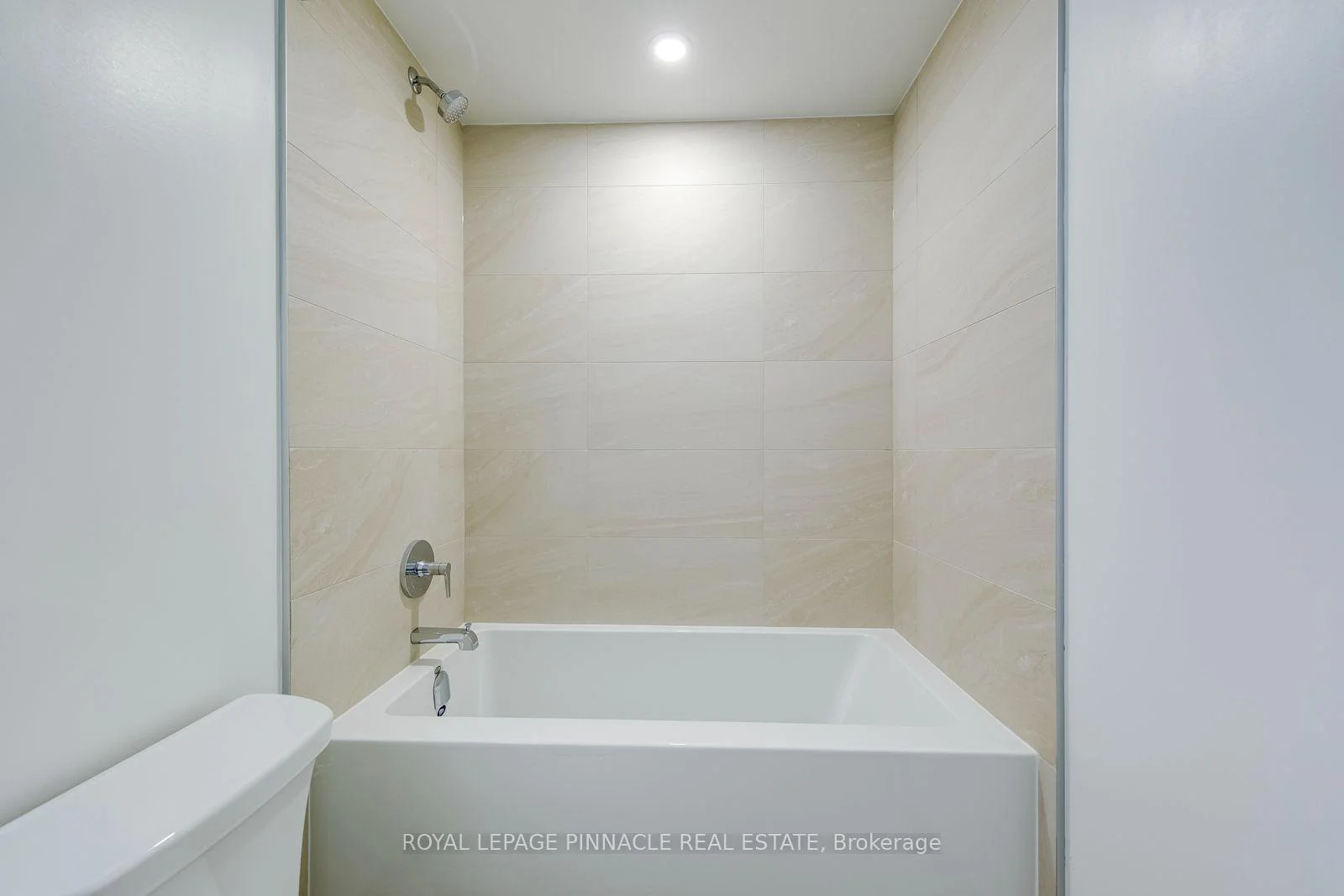 Photo 38 of Unit 1504, 4015 The Exchange Road, Mississauga, City Centre — HOMEH
