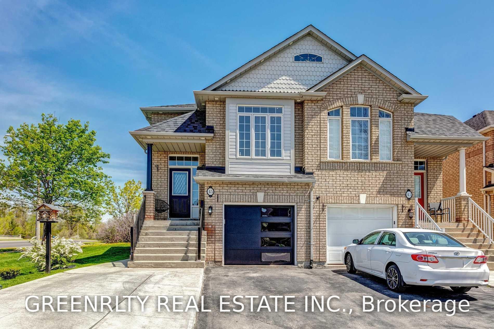 Photo 2 of 45 Sheepberry Terrace, Brampton, Fletcher's Meadow — HOMEH