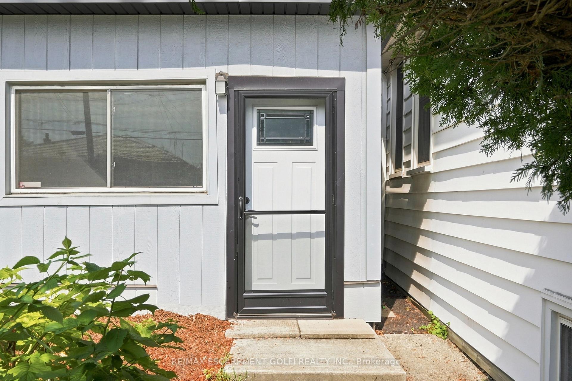 Photo 2 of 88 East 19th Street, Hamilton, Inch Park — HOMEH