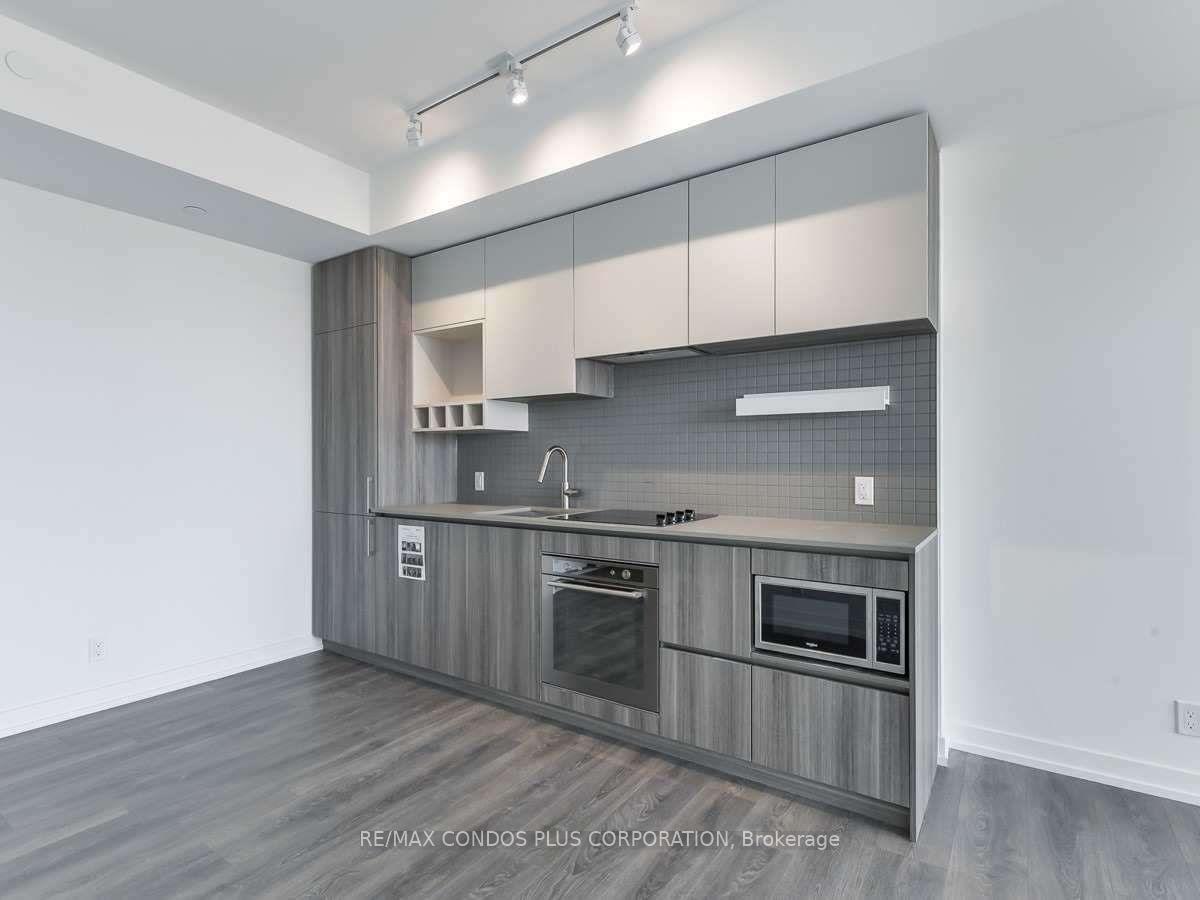 Photo 5 of Unit 5511, 898 Portage Parkway, Vaughan, Vaughan Corporate Centre — HOMEH