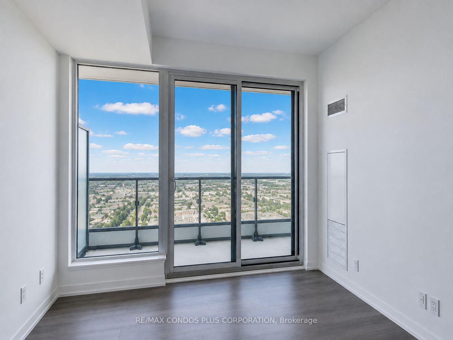 Photo 9 of Unit 5511, 898 Portage Parkway, Vaughan, Vaughan Corporate Centre — HOMEH