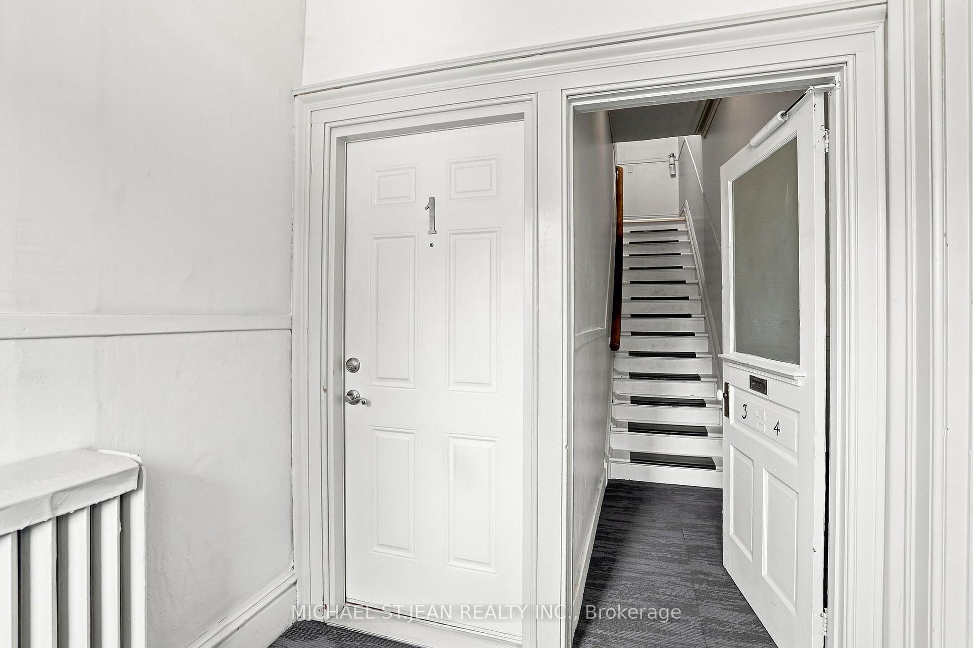 Photo 5 of 132 Emerald Street S, Hamilton, Stinson — HOMEH