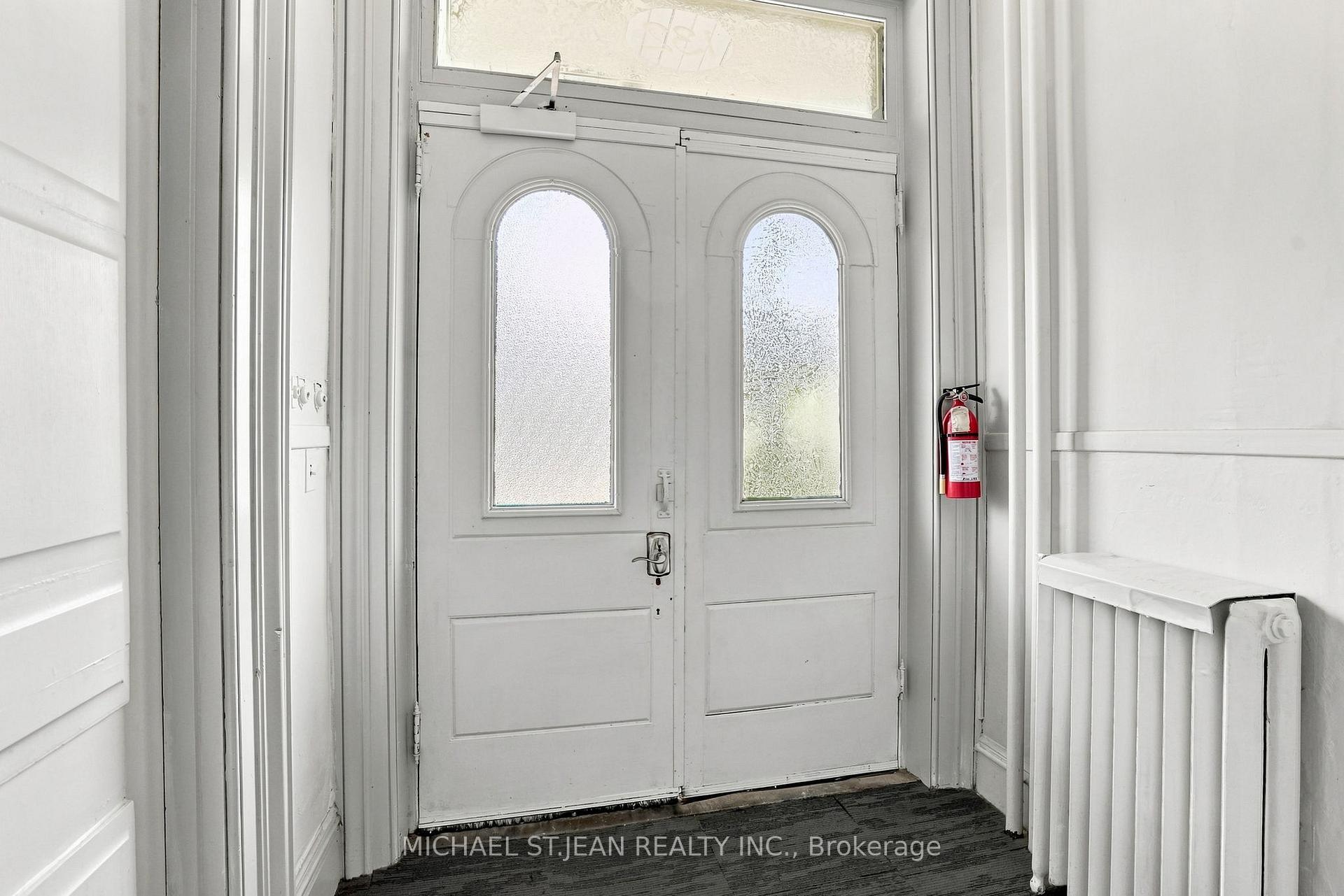 Photo 6 of 132 Emerald Street S, Hamilton, Stinson — HOMEH