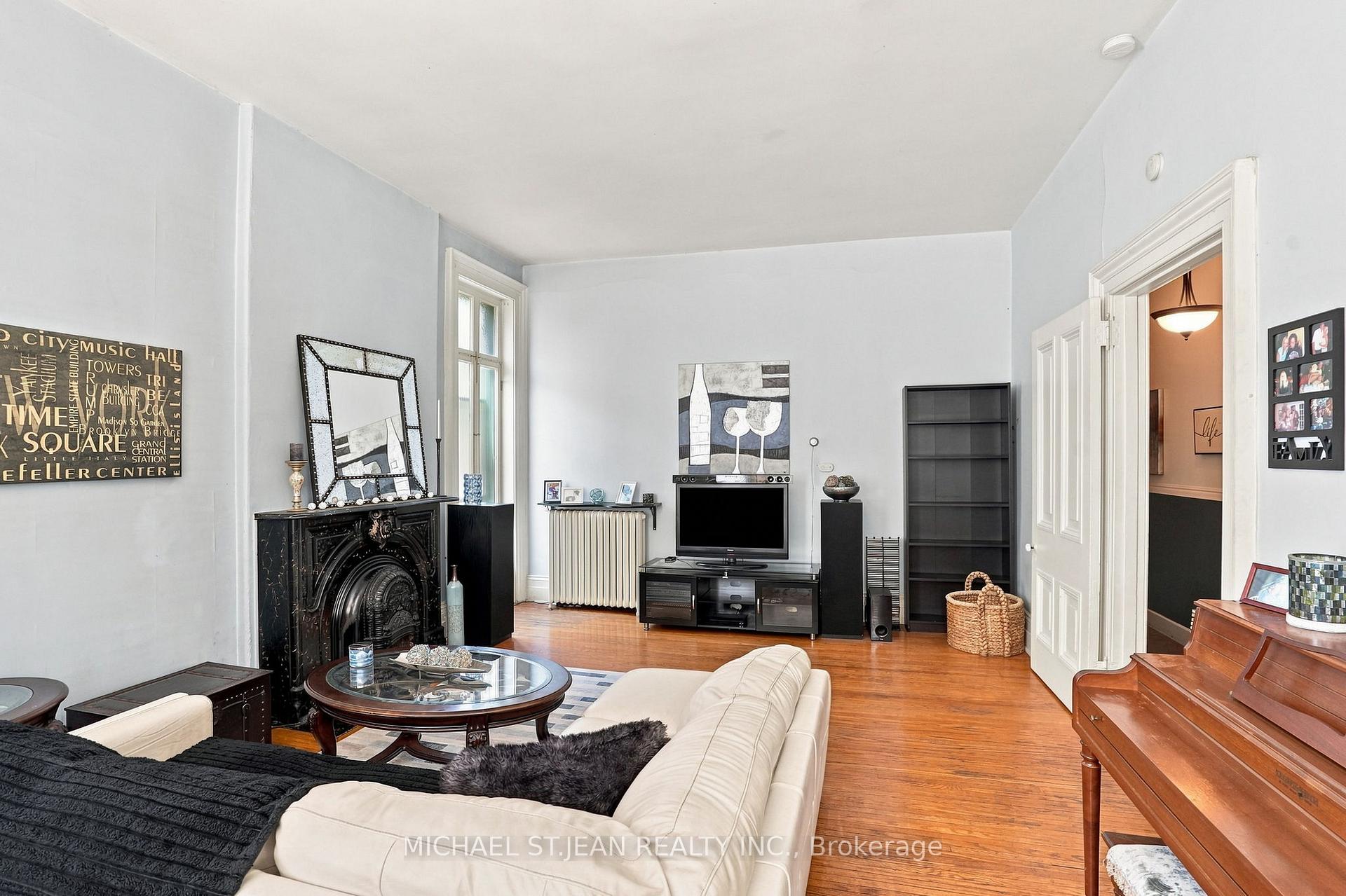 Photo 10 of 132 Emerald Street S, Hamilton, Stinson — HOMEH