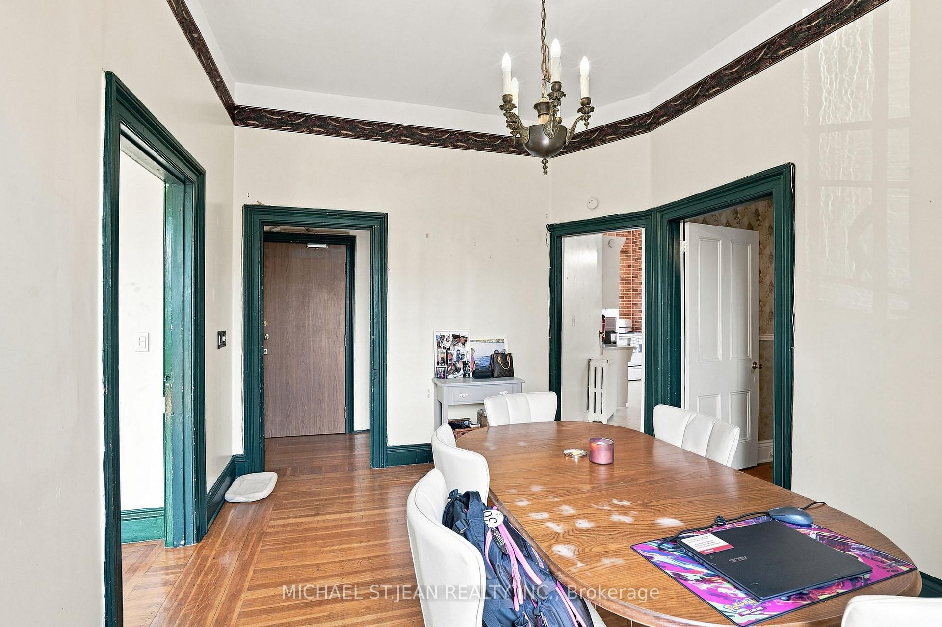 Photo 26 of 132 Emerald Street S, Hamilton, Stinson — HOMEH