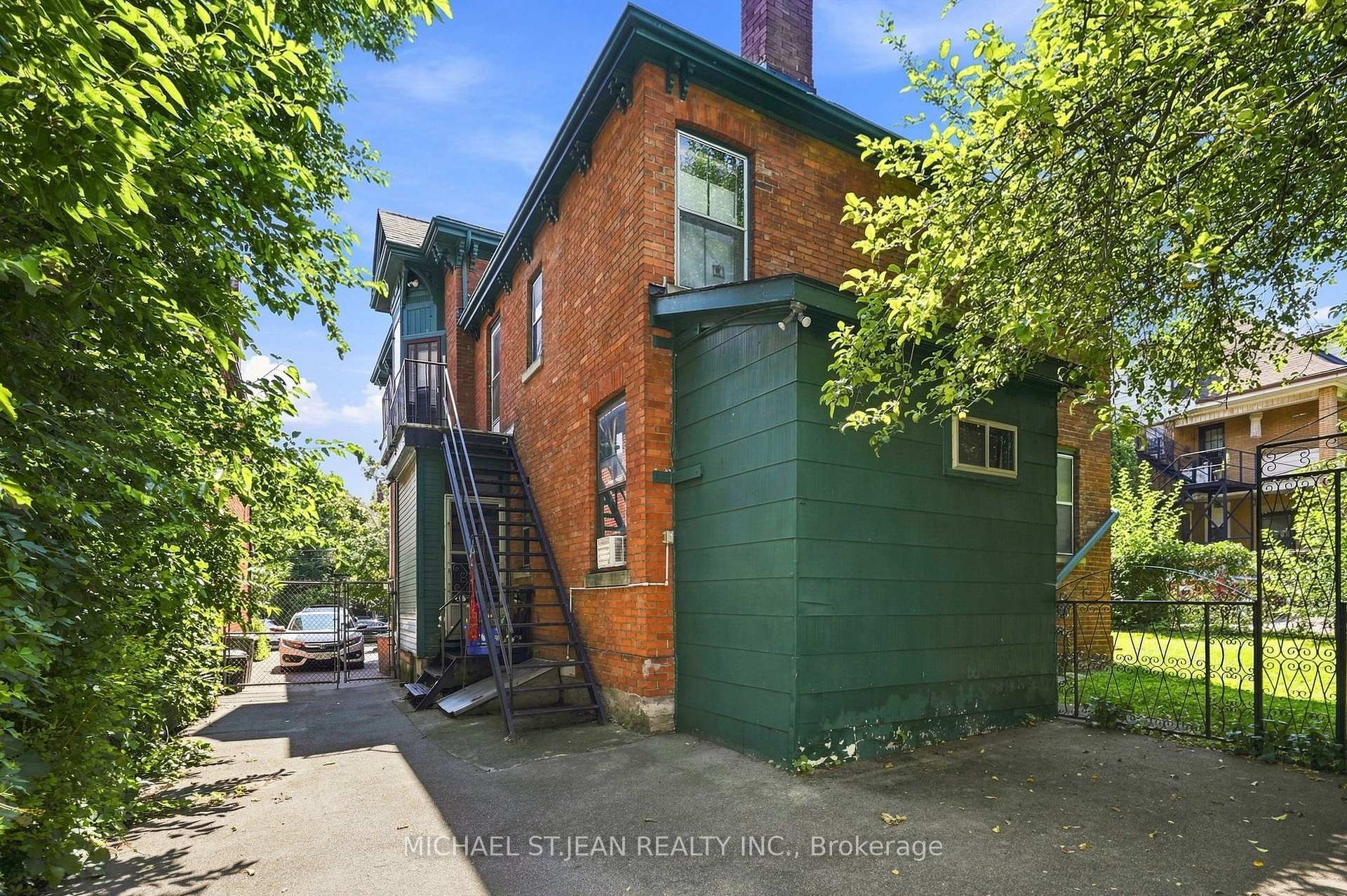Photo 43 of 132 Emerald Street S, Hamilton, Stinson — HOMEH