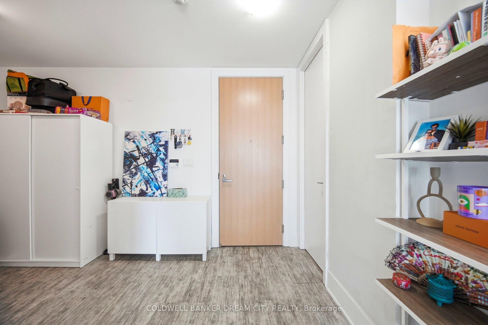 Photo 5 of Unit 837, 39 Queens Quay E, Toronto, Waterfront Communities — HOMEH