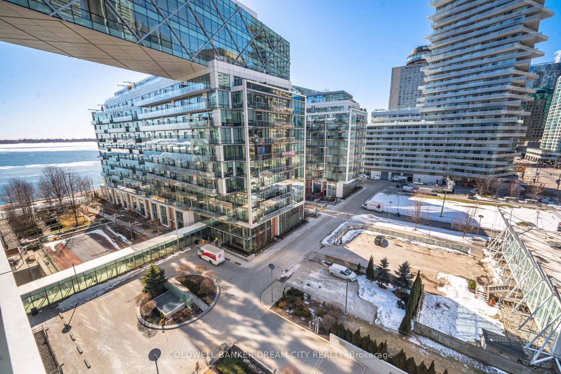 Photo 32 of Unit 837, 39 Queens Quay E, Toronto, Waterfront Communities — HOMEH
