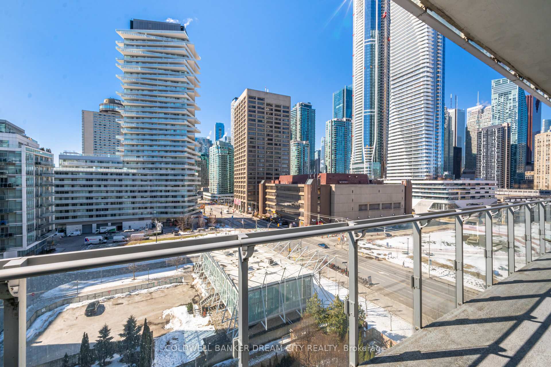Photo 37 of Unit 837, 39 Queens Quay E, Toronto, Waterfront Communities — HOMEH