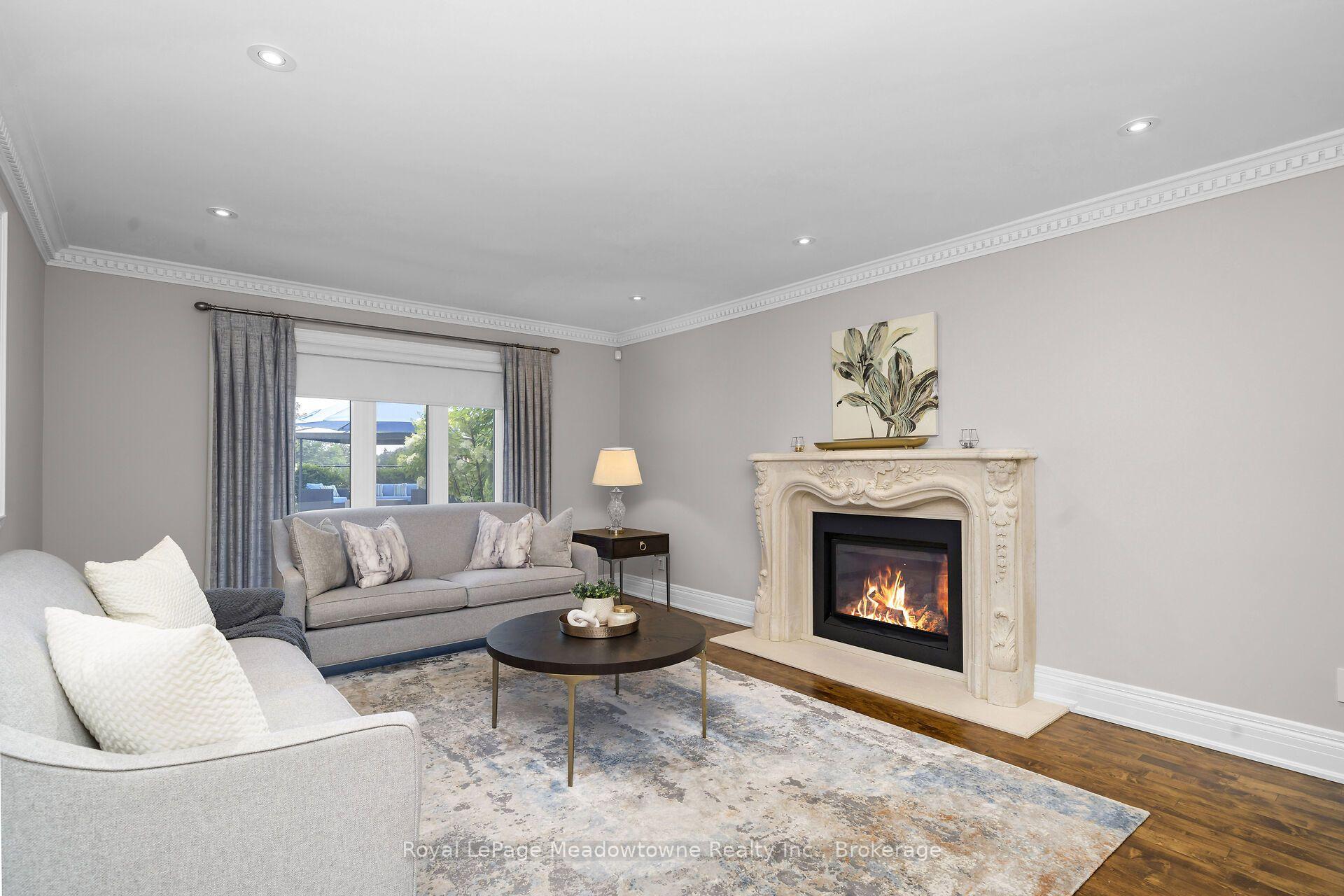 Photo 12 of 246 Fifth Avenue, Vaughan, East Woodbridge — HOMEH