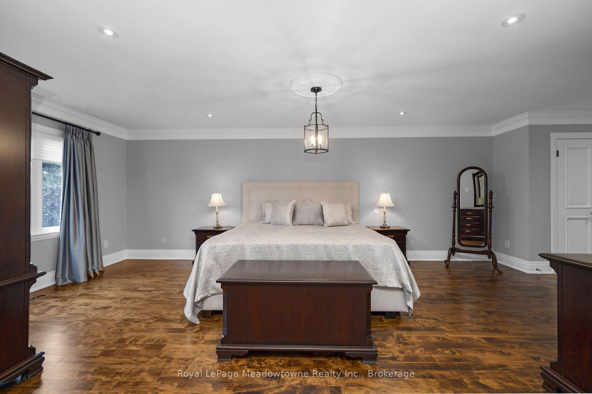 Photo 20 of 246 Fifth Avenue, Vaughan, East Woodbridge — HOMEH