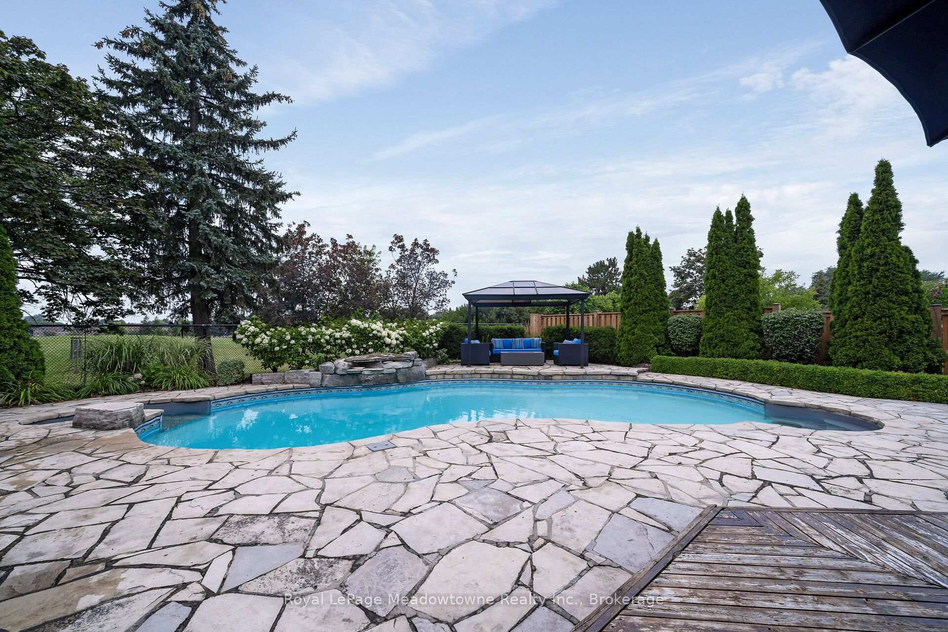 Photo 41 of 246 Fifth Avenue, Vaughan, East Woodbridge — HOMEH