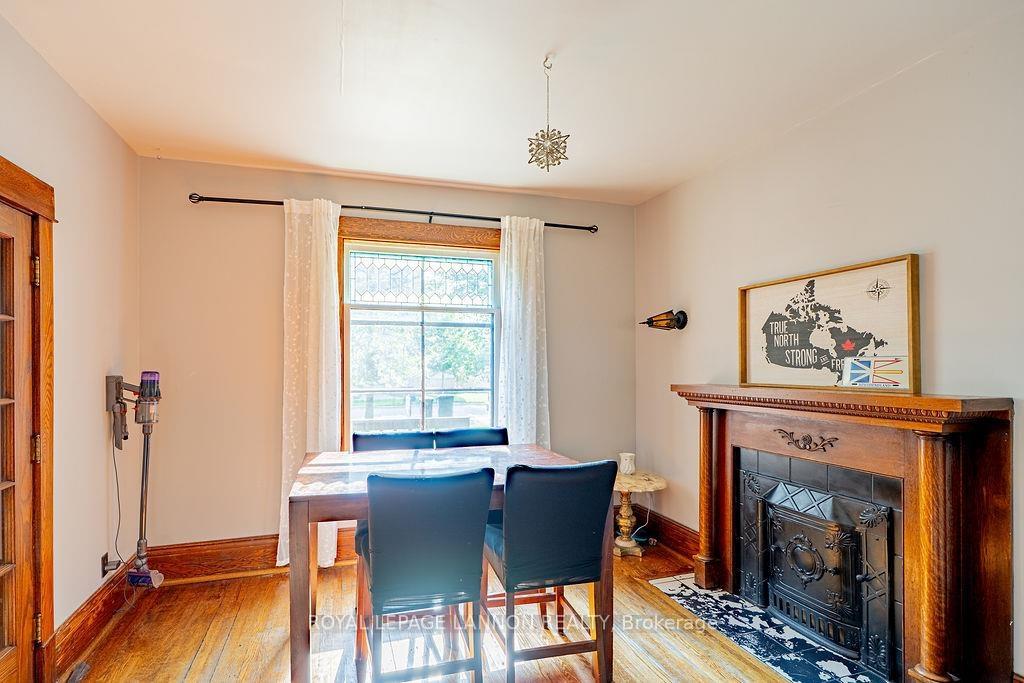 Photo 6 of 637 Catherine St., Thunder Bay, Hyde Park — HOMEH