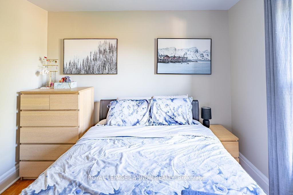 Photo 25 of 637 Catherine St., Thunder Bay, Hyde Park — HOMEH